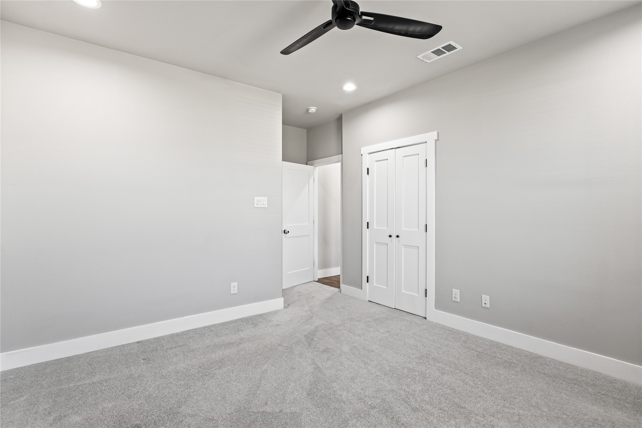 7869 Blanchard Way
