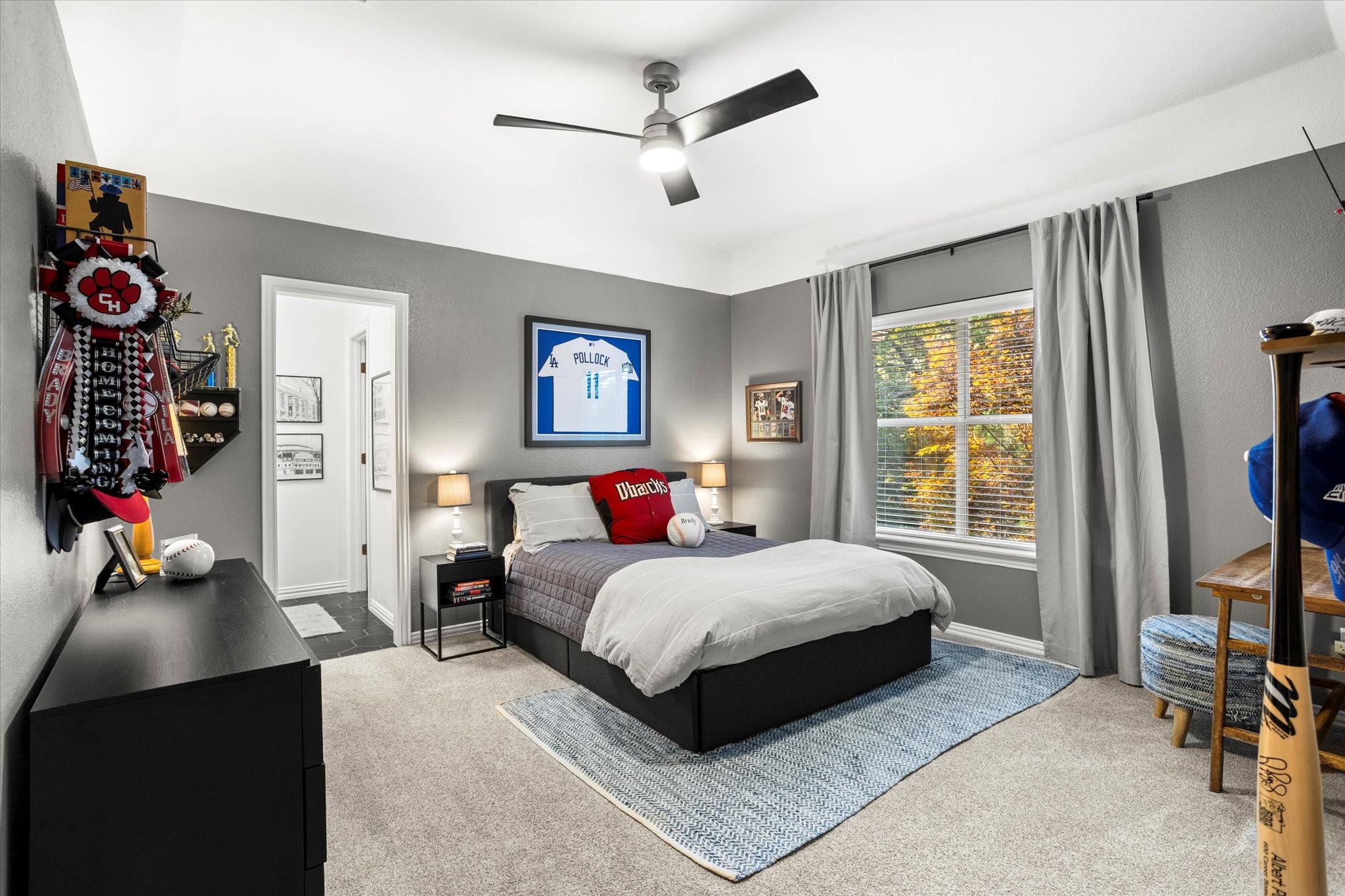 5301 Willow Lane