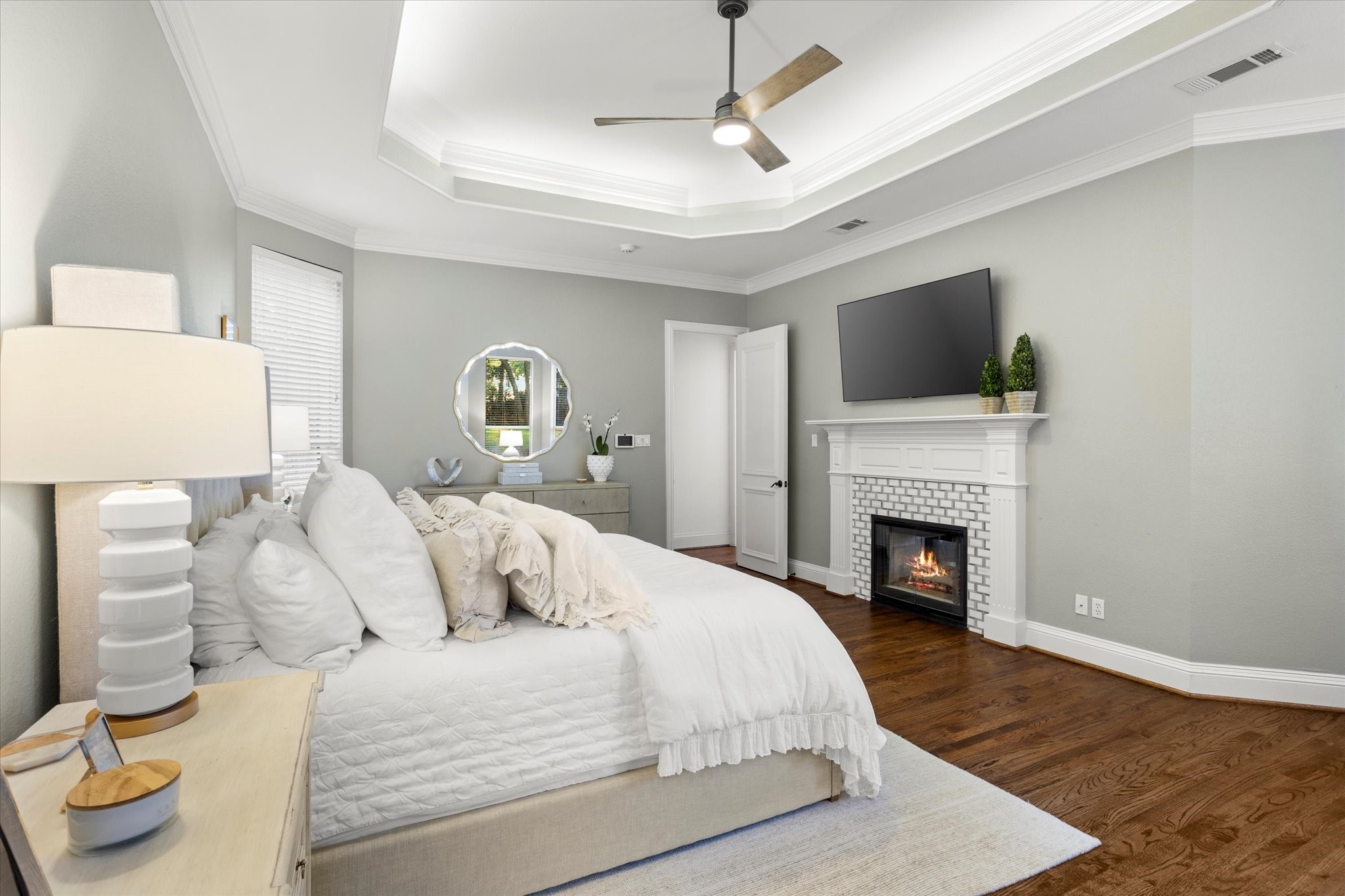 5301 Willow Lane