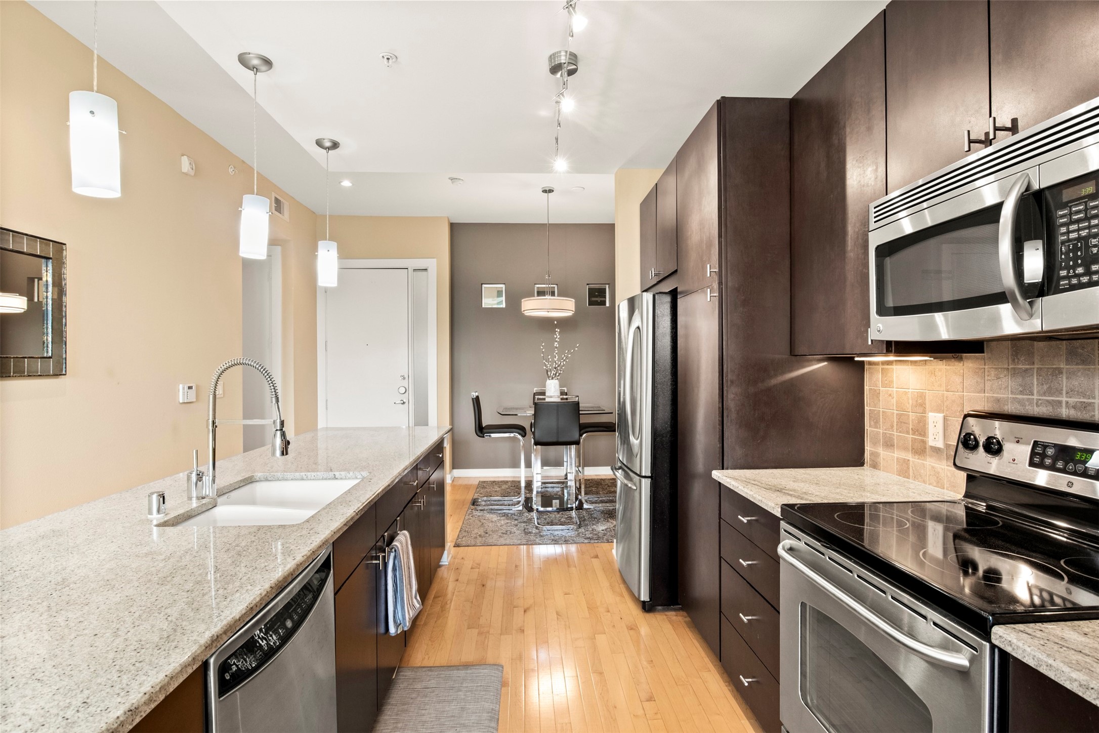 2950 Mckinney Avenue 412