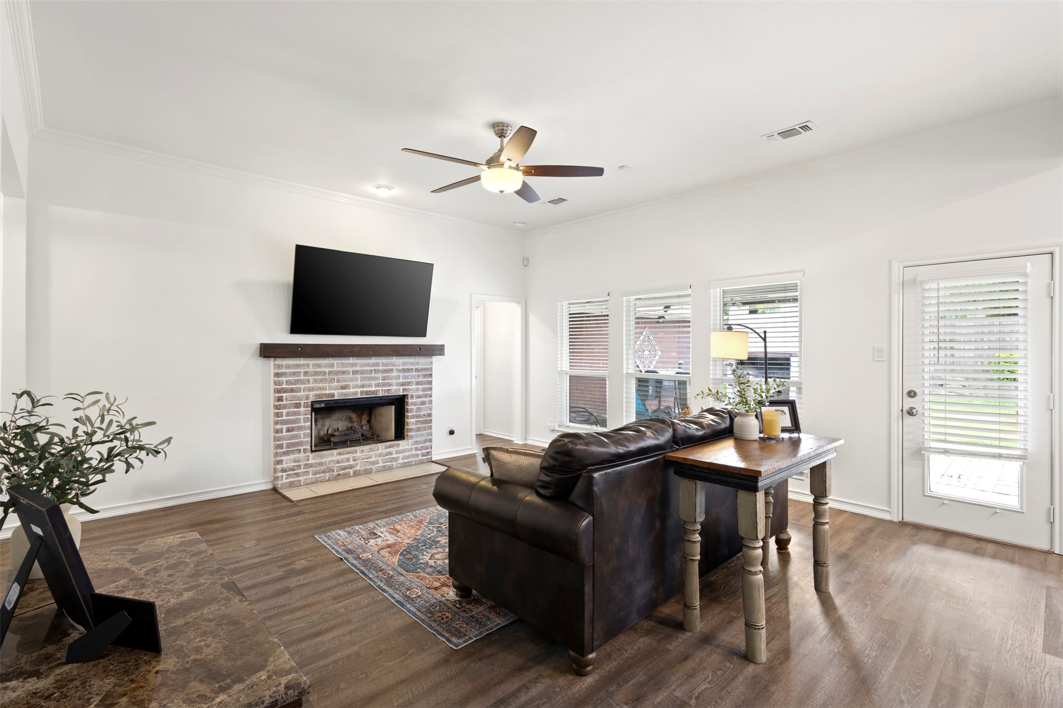 2404 Bowman Avenue