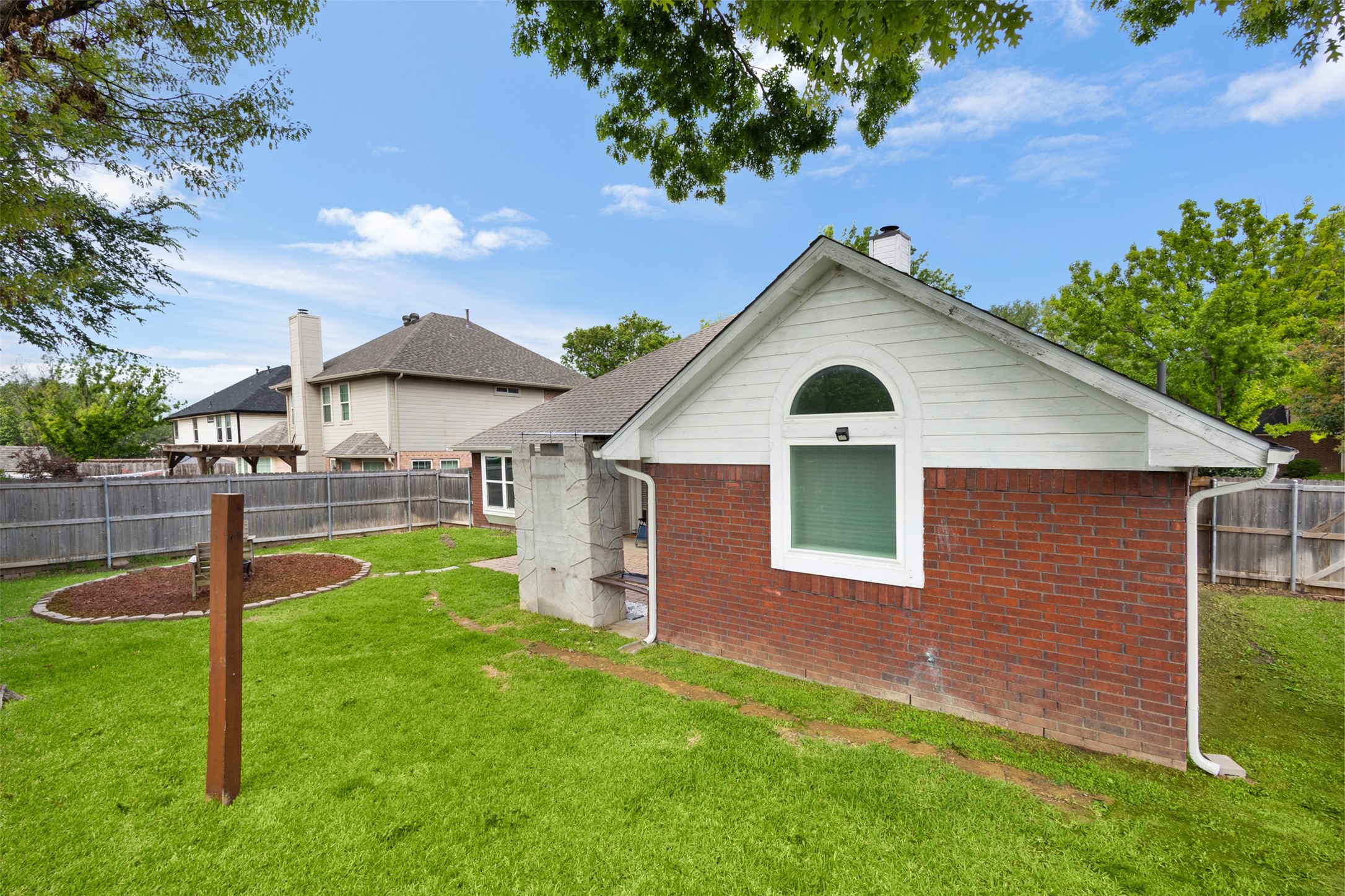 2404 Bowman Avenue