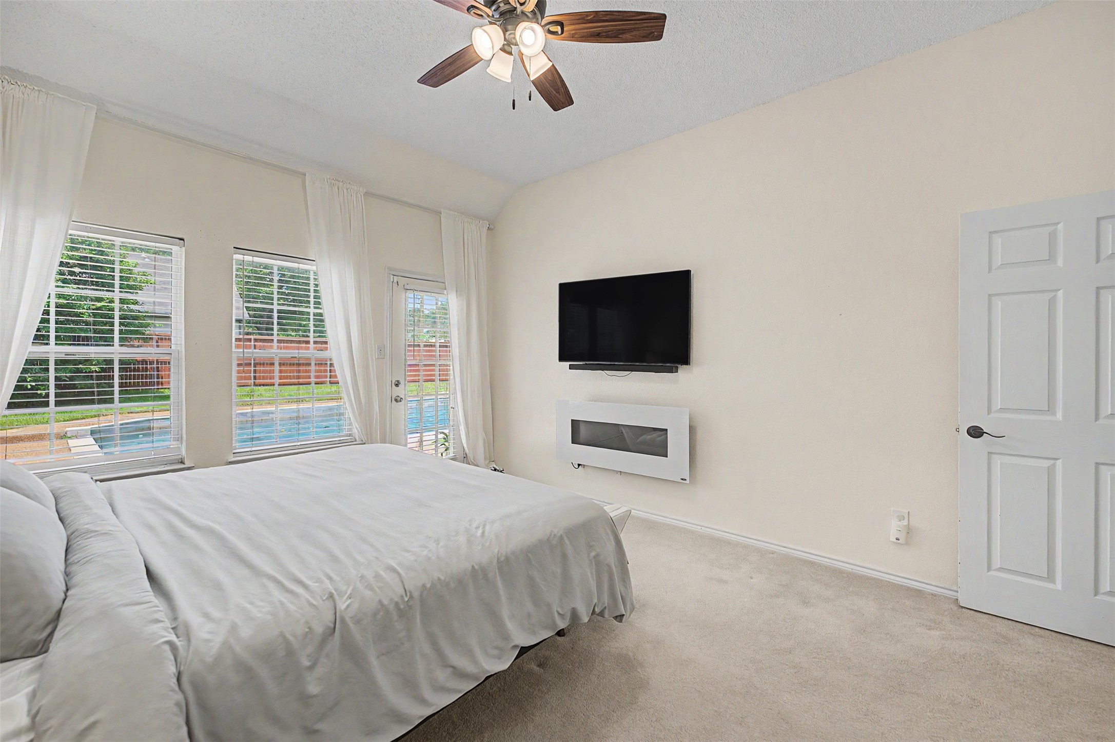 3350 Summerfield Drive