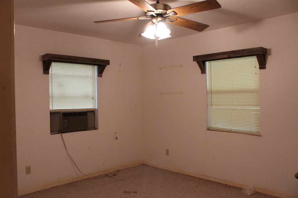 16104 SE County Road 2390