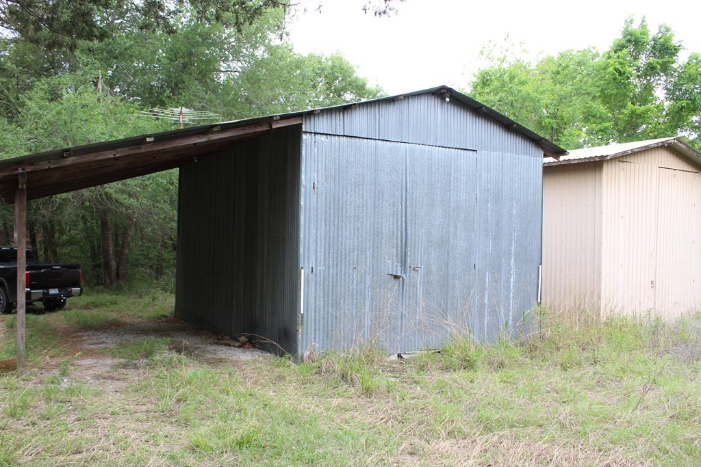 16104 SE County Road 2390