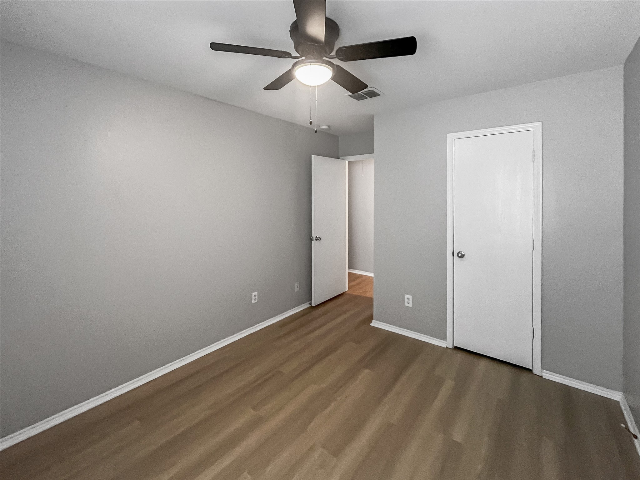 2325 Kingsway Drive