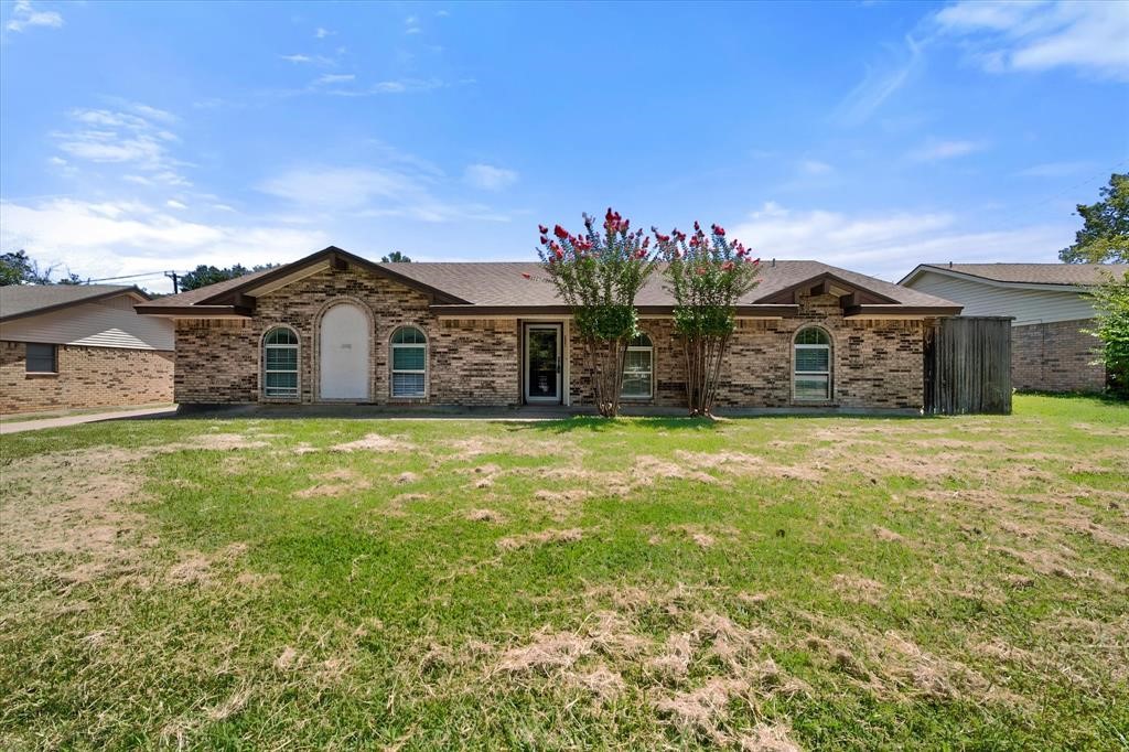2001 San Jacinto Drive