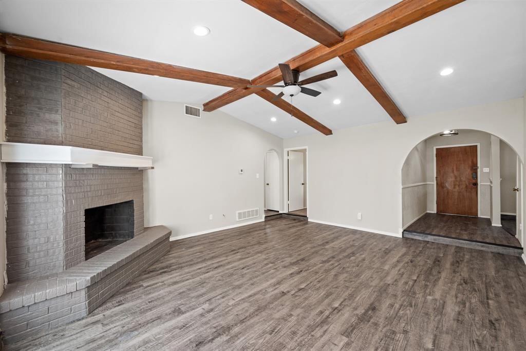 2001 San Jacinto Drive