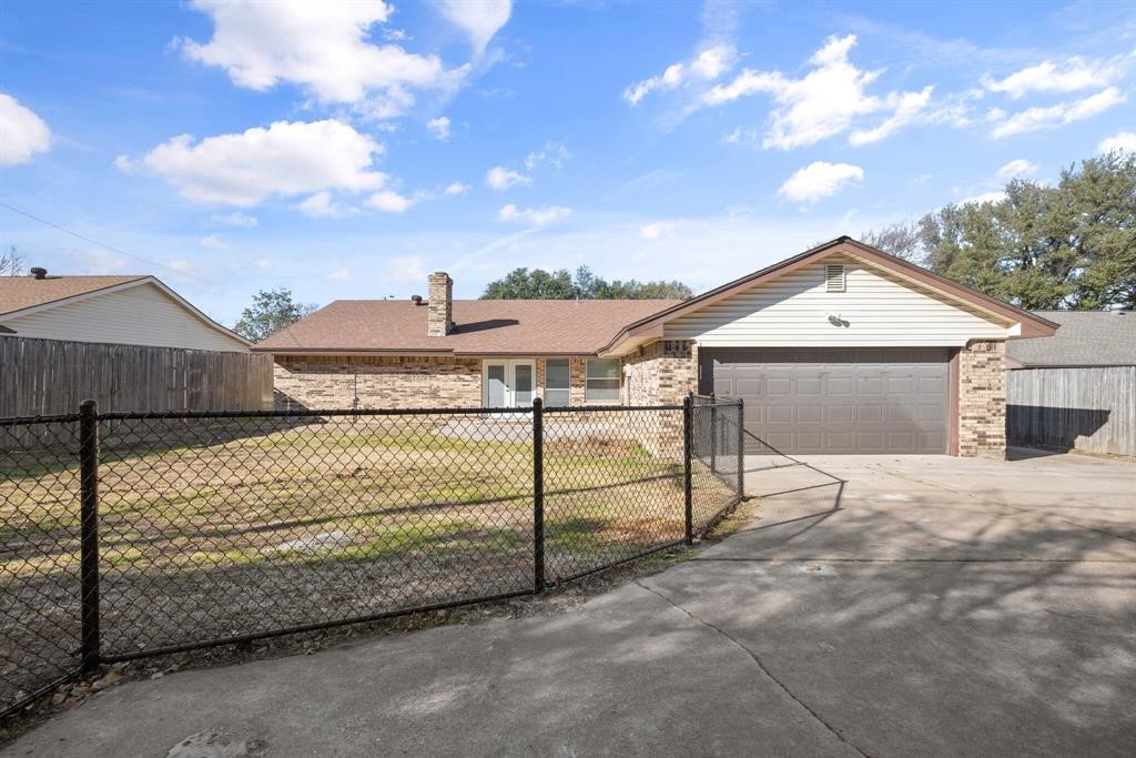 2001 San Jacinto Drive