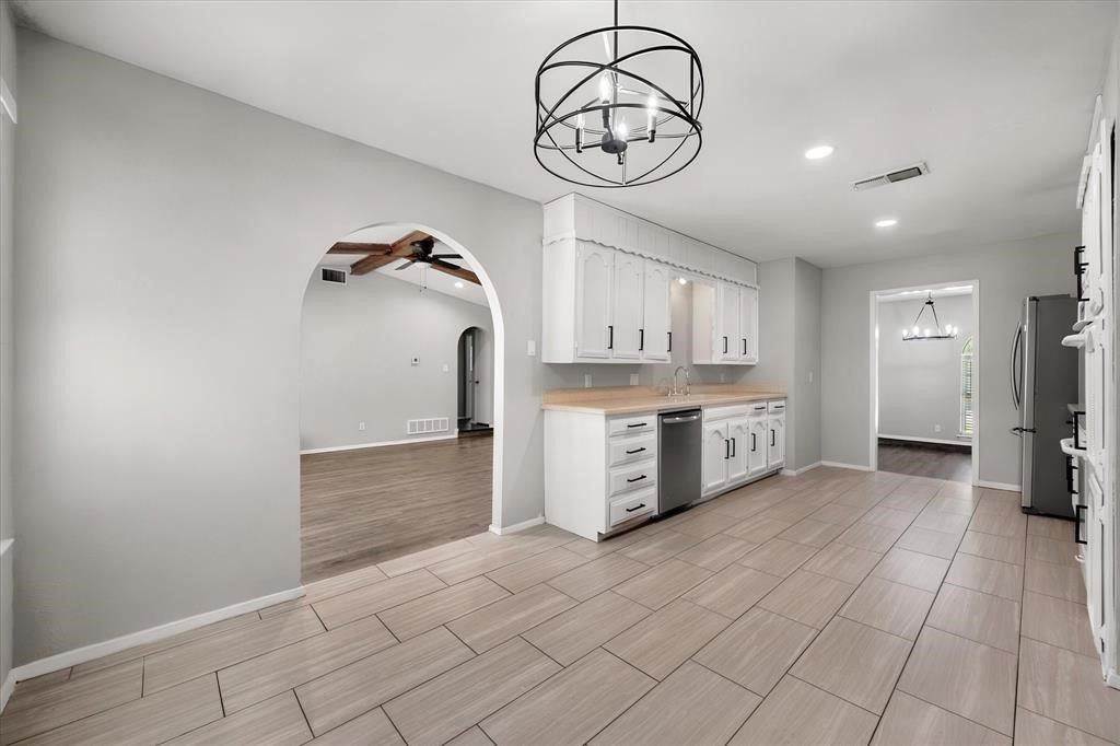 2001 San Jacinto Drive