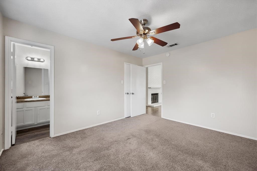 706 Woodland Court