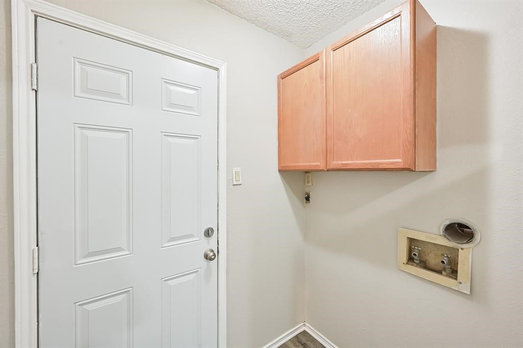 706 Woodland Court