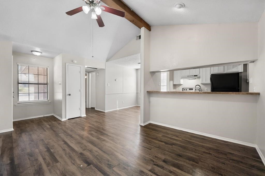 706 Woodland Court