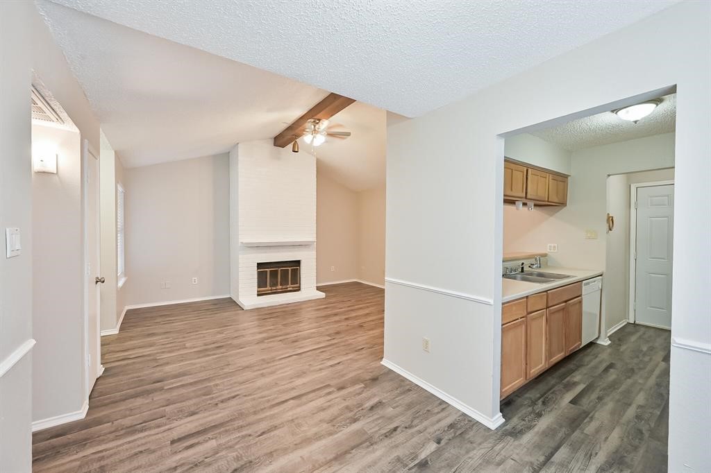 706 Woodland Court