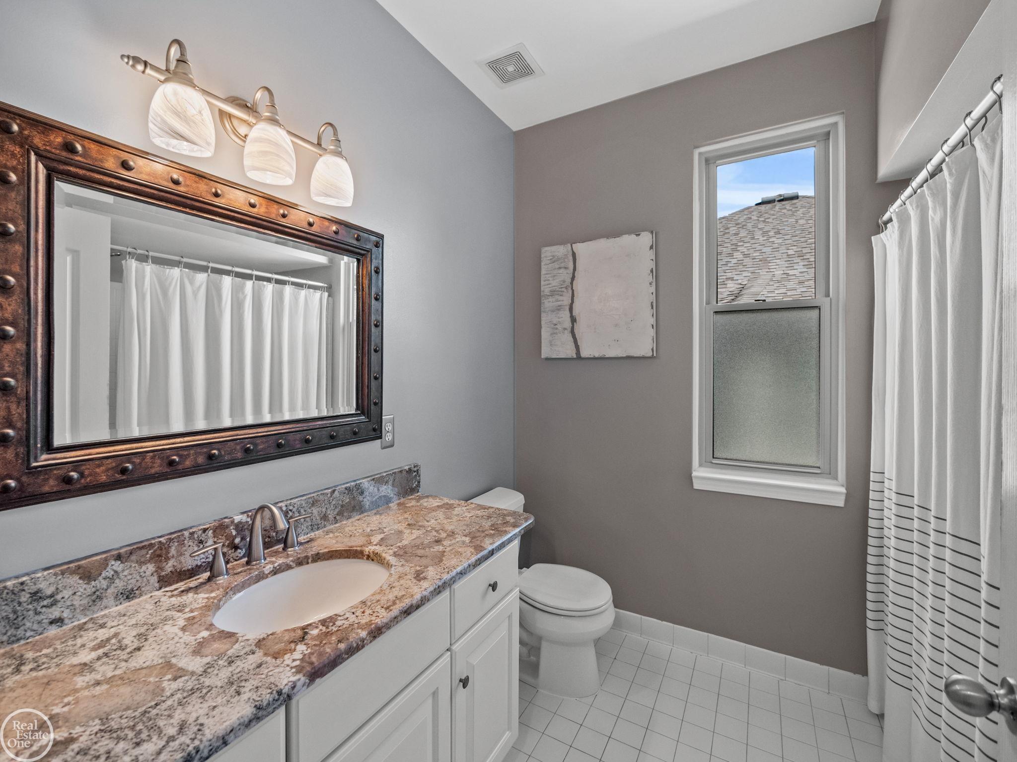 55076 Woods Lane Unit 2 Unit: Unit #2