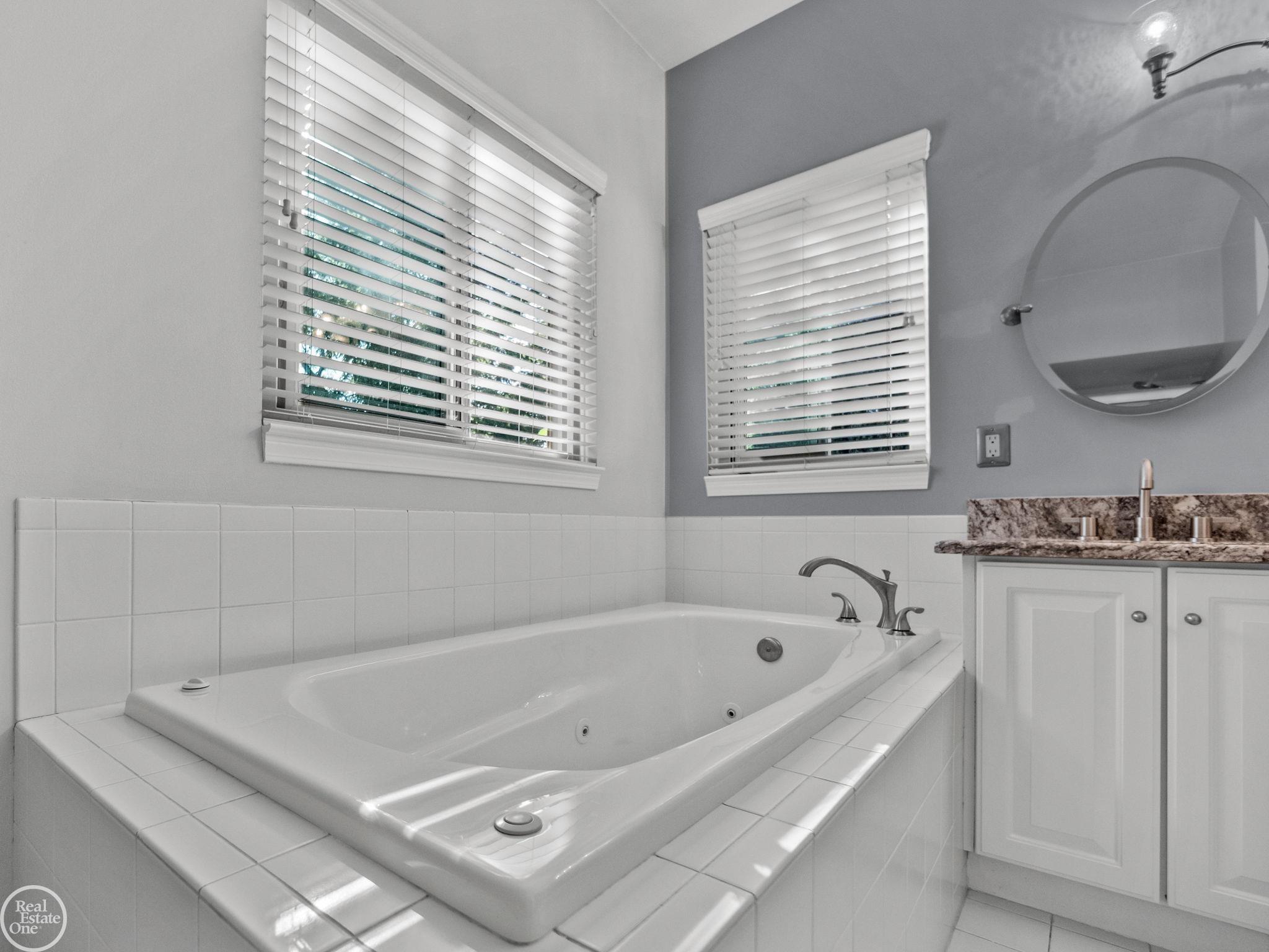 55076 Woods Lane Unit 2 Unit: Unit #2