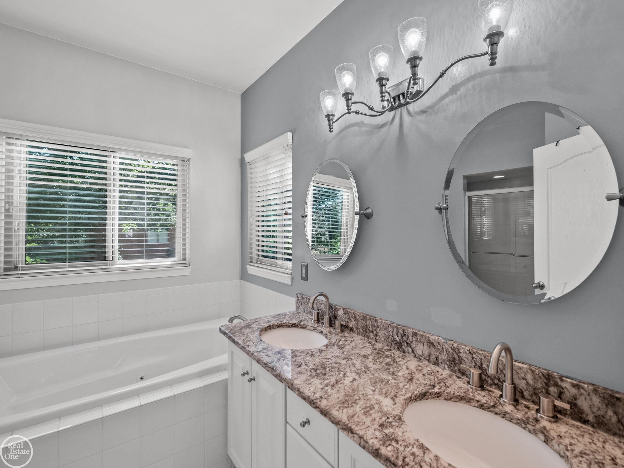 55076 Woods Lane Unit 2 Unit: Unit #2