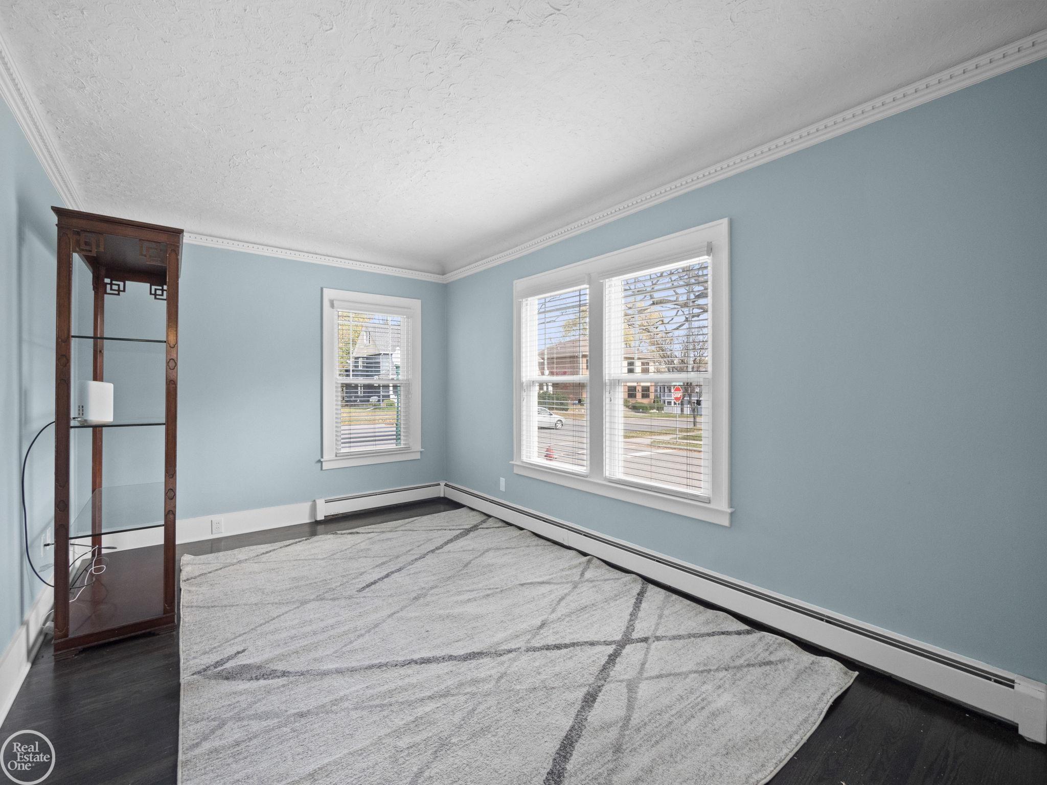 443 Wesley Street
