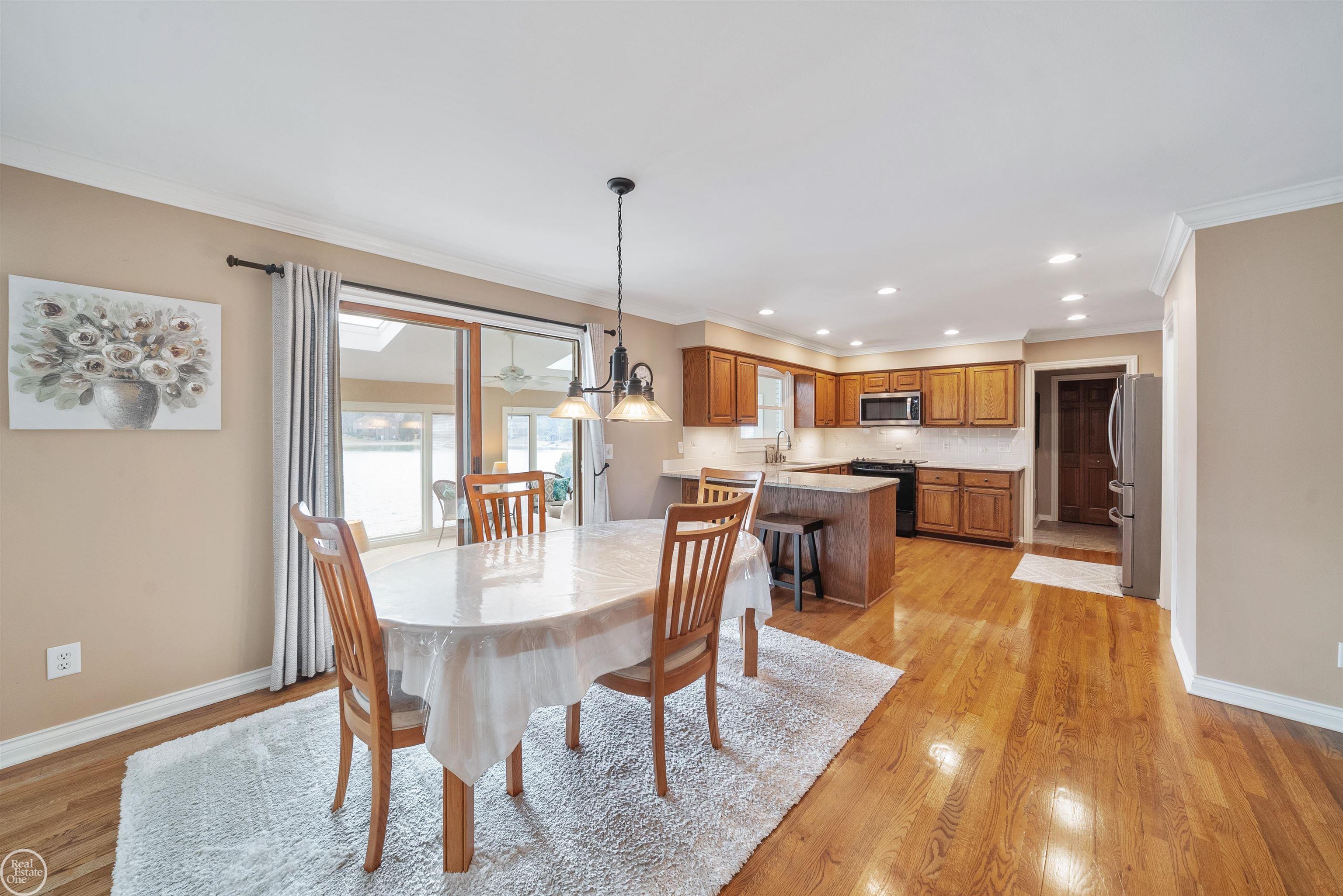 54334 Sherwood Lane