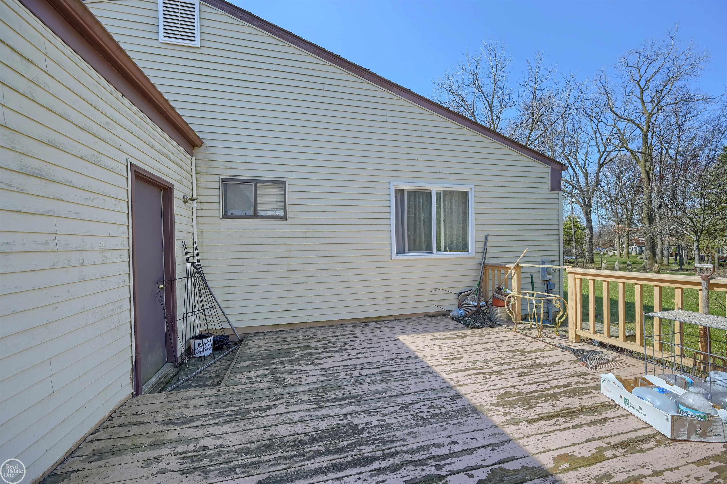 704 Dressler Lane