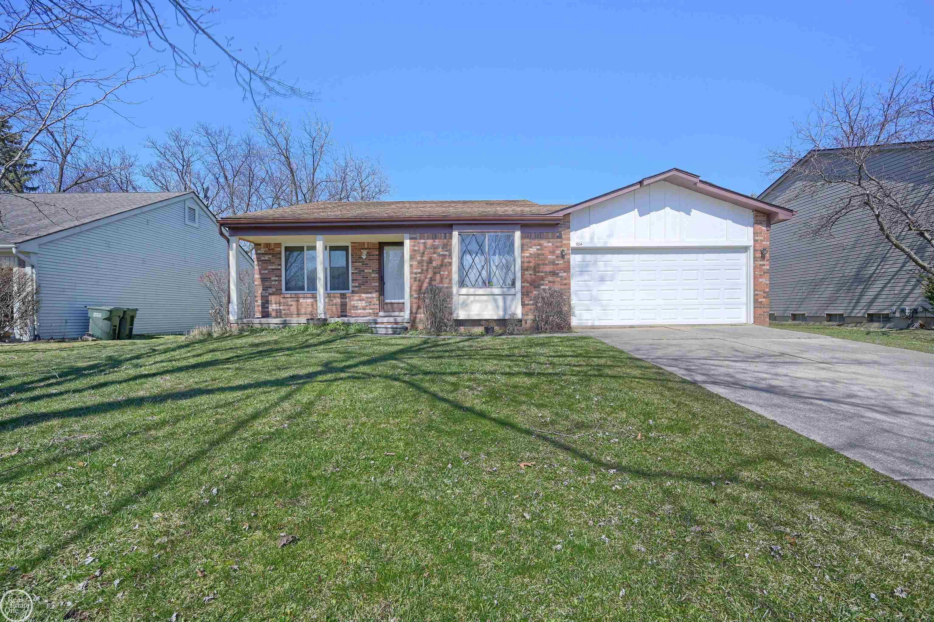 704 Dressler Lane