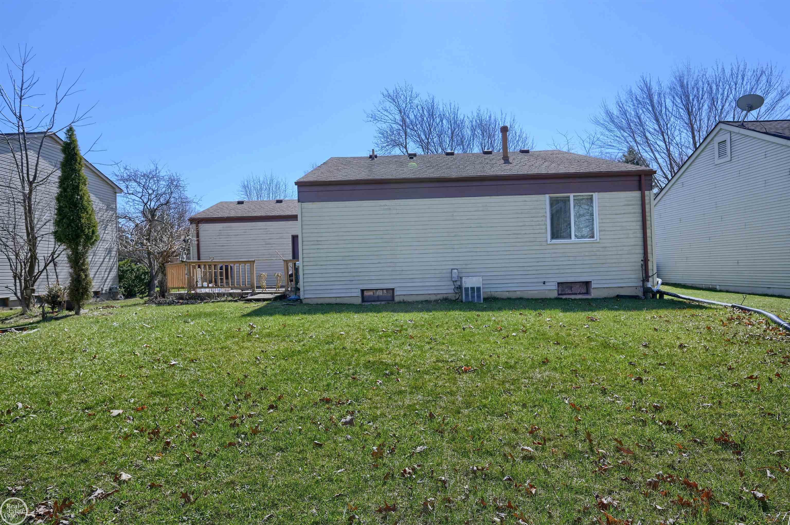 704 Dressler Lane