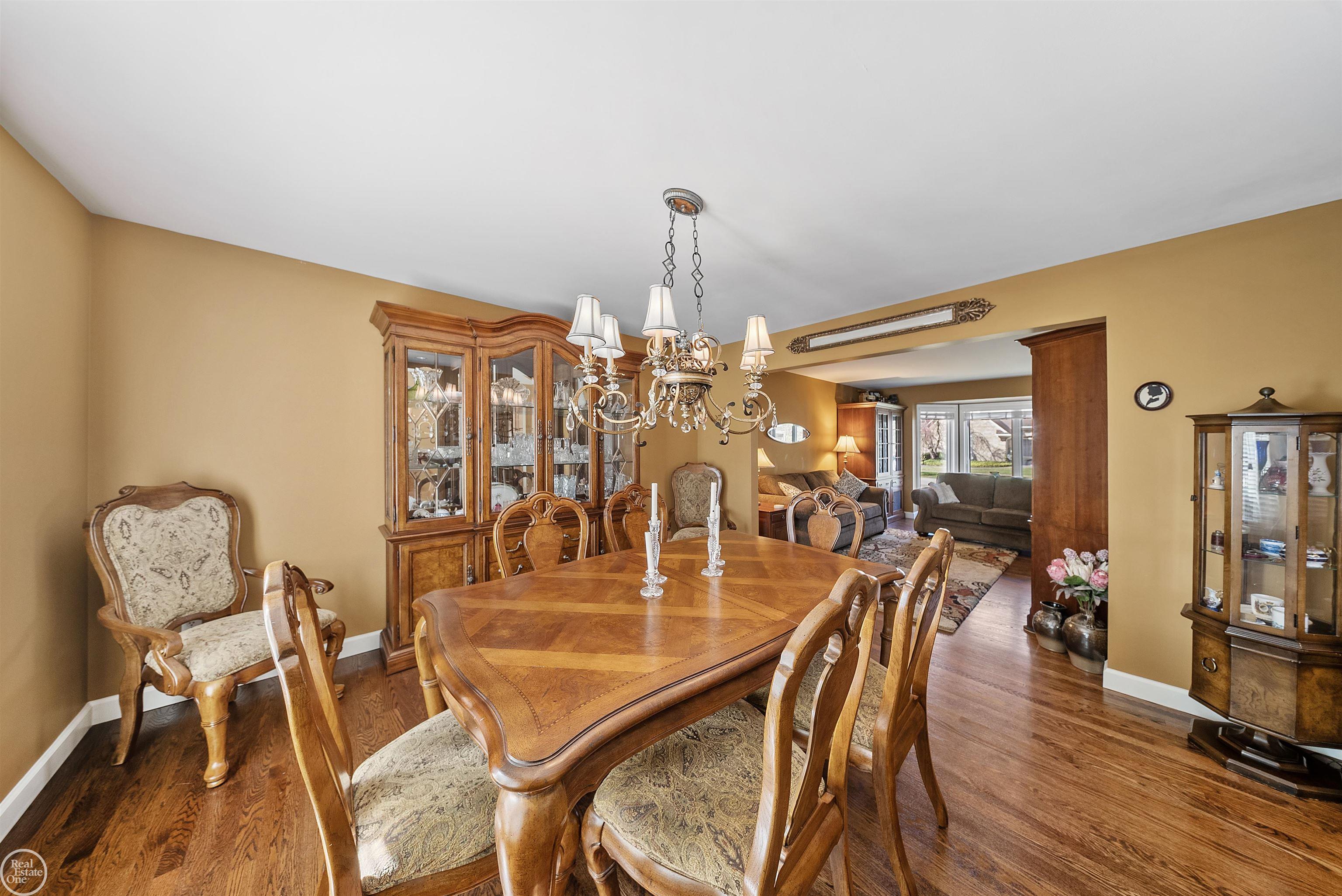 54880 Burlington Drive