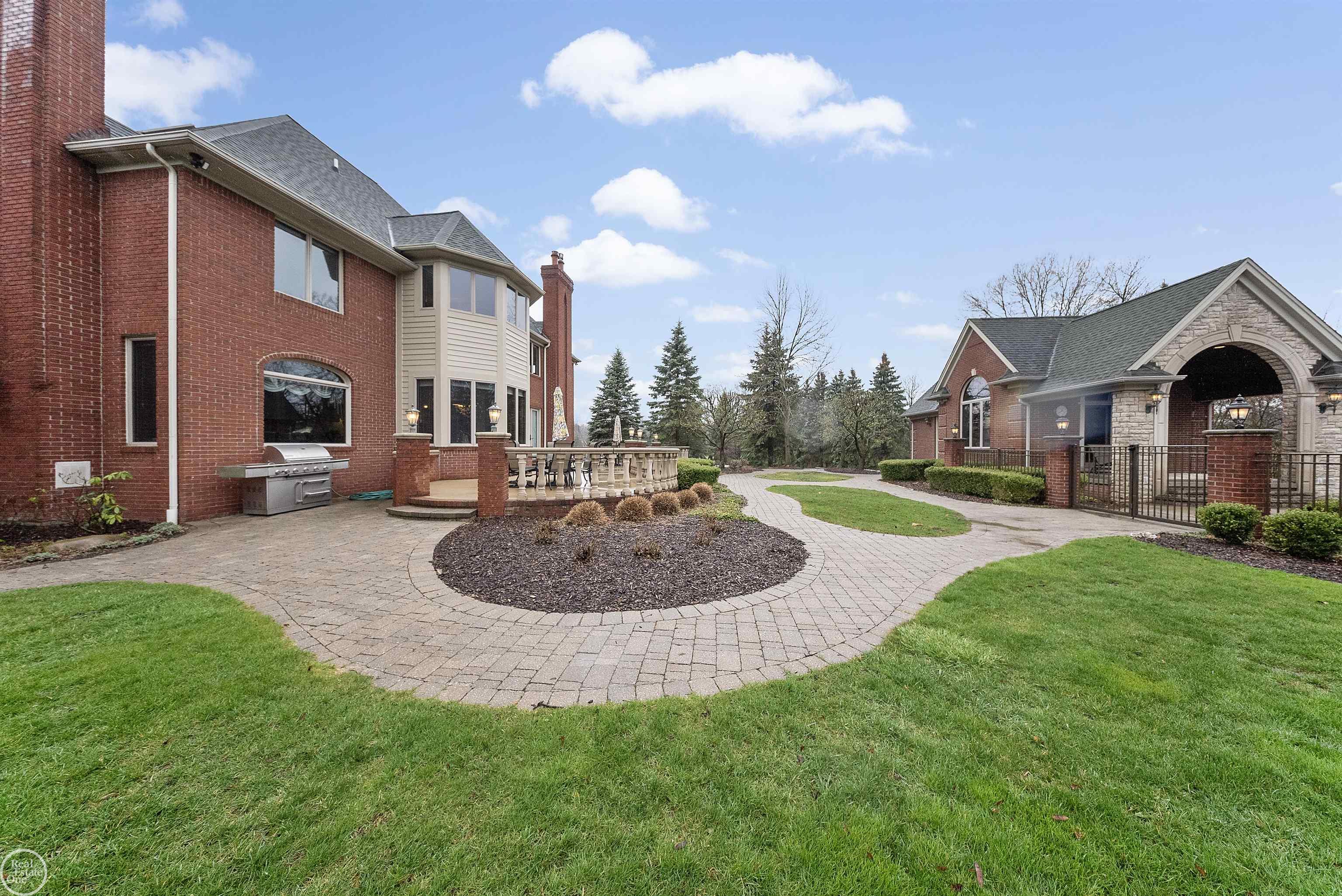 67391 Mack Court