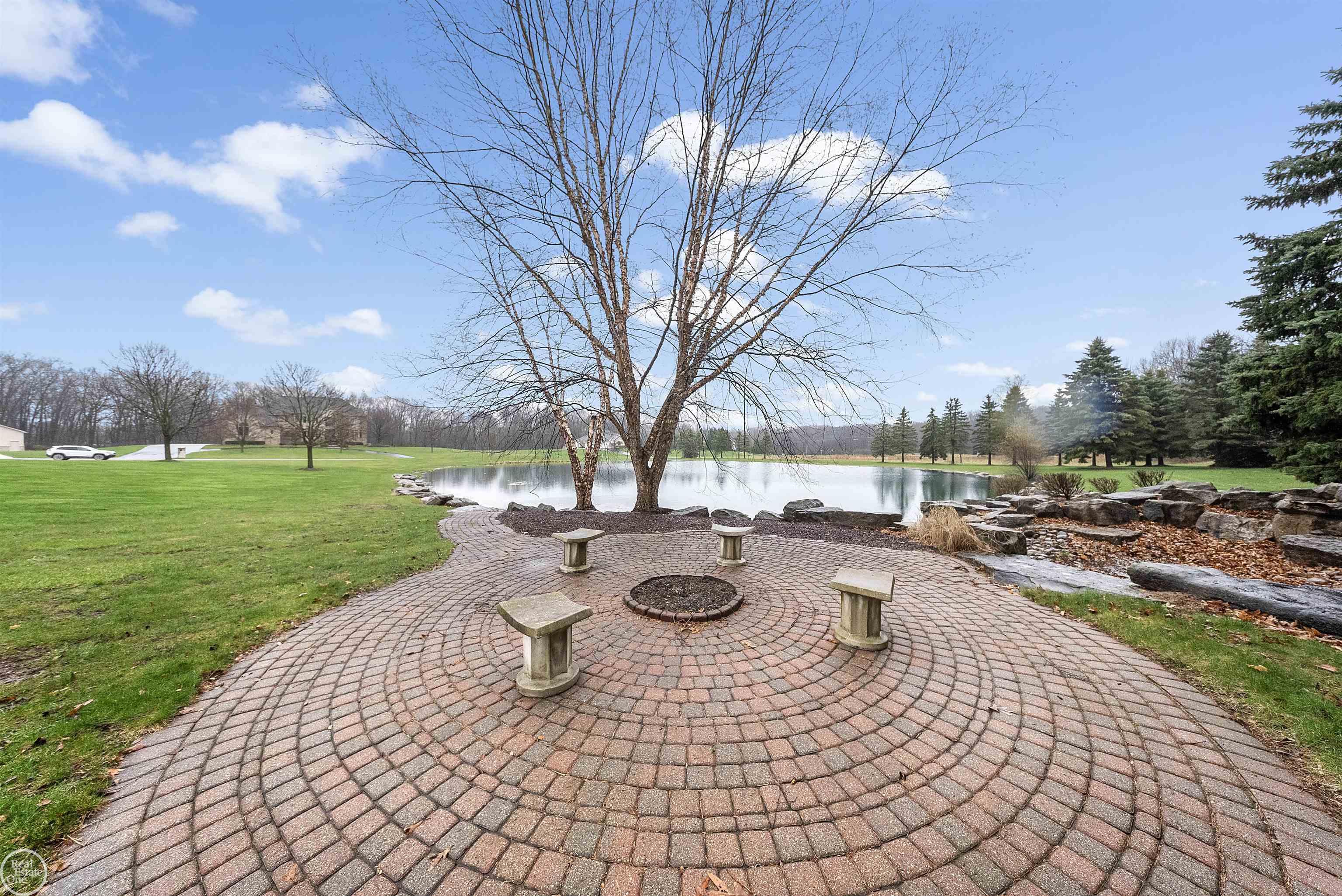 67391 Mack Court