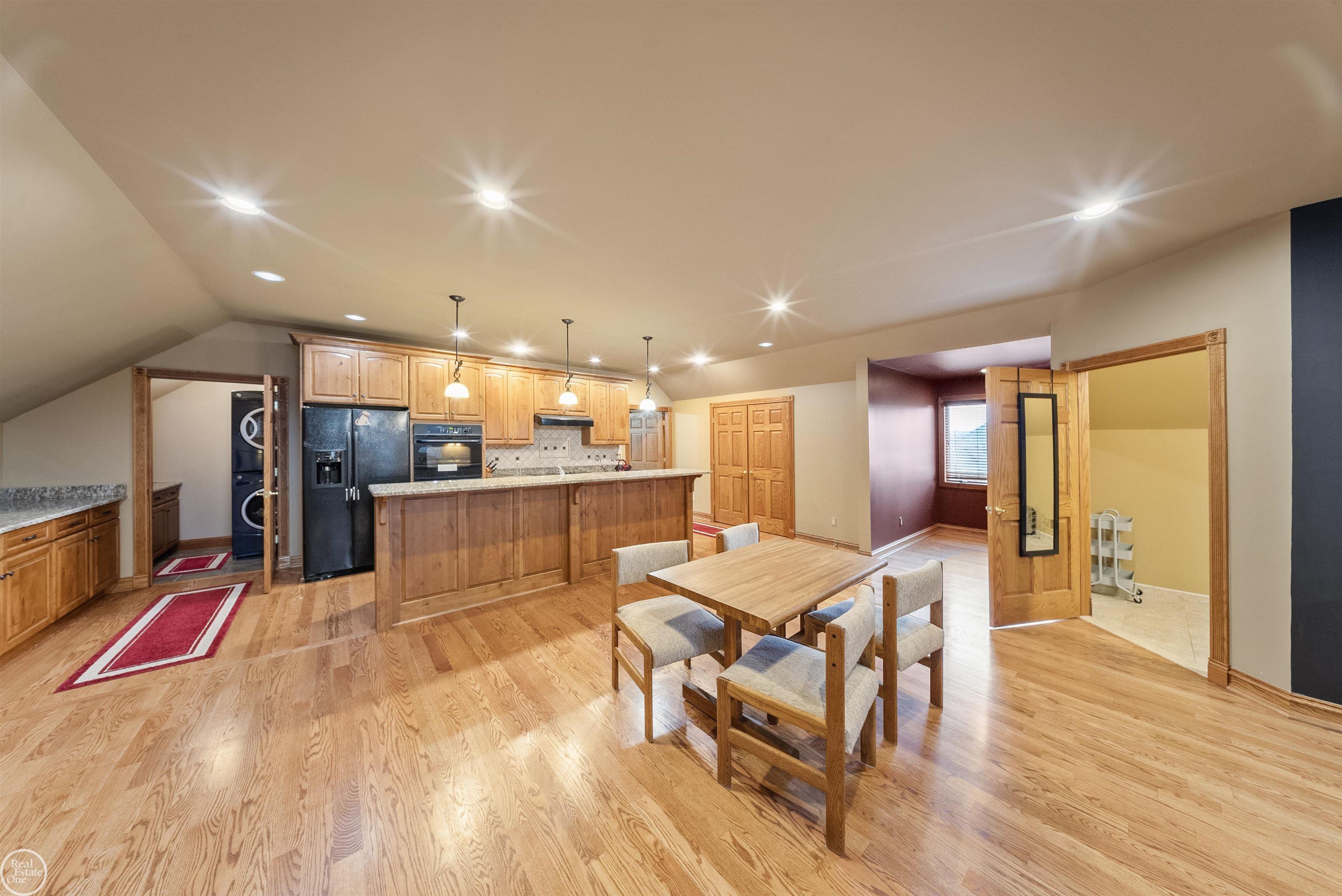 67391 Mack Court