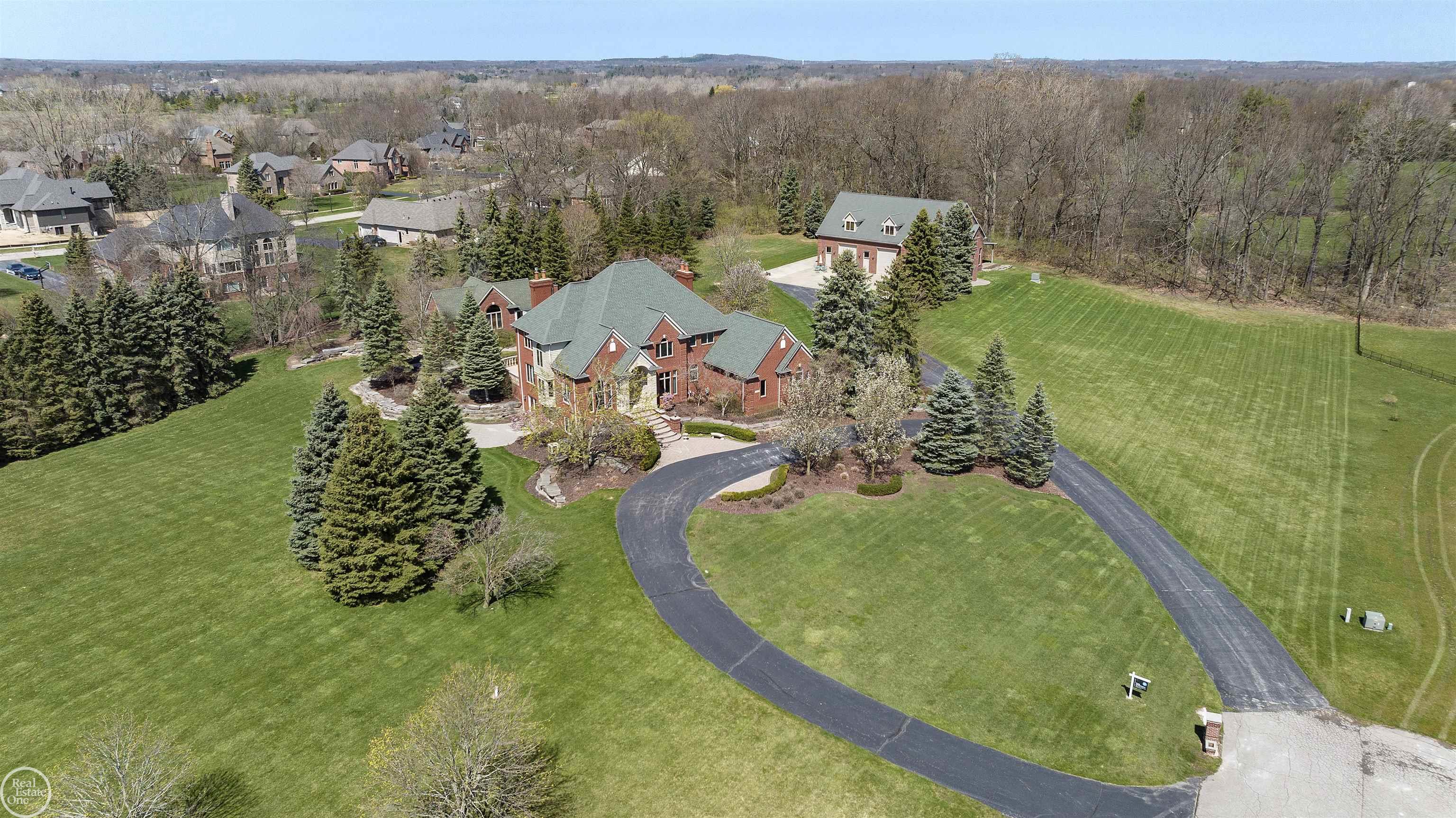 67391 Mack Court