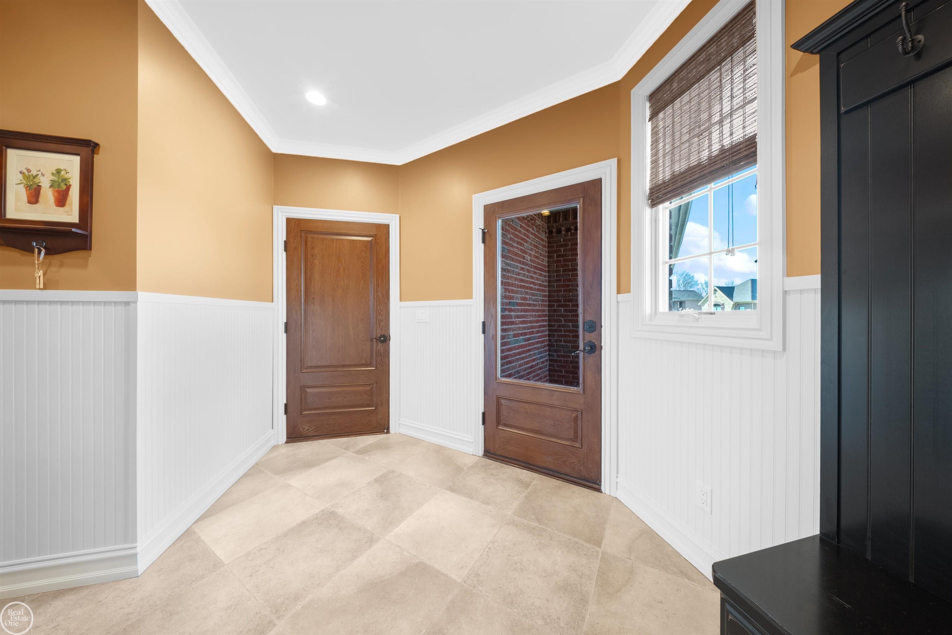 7642 Sawgrass Drive
