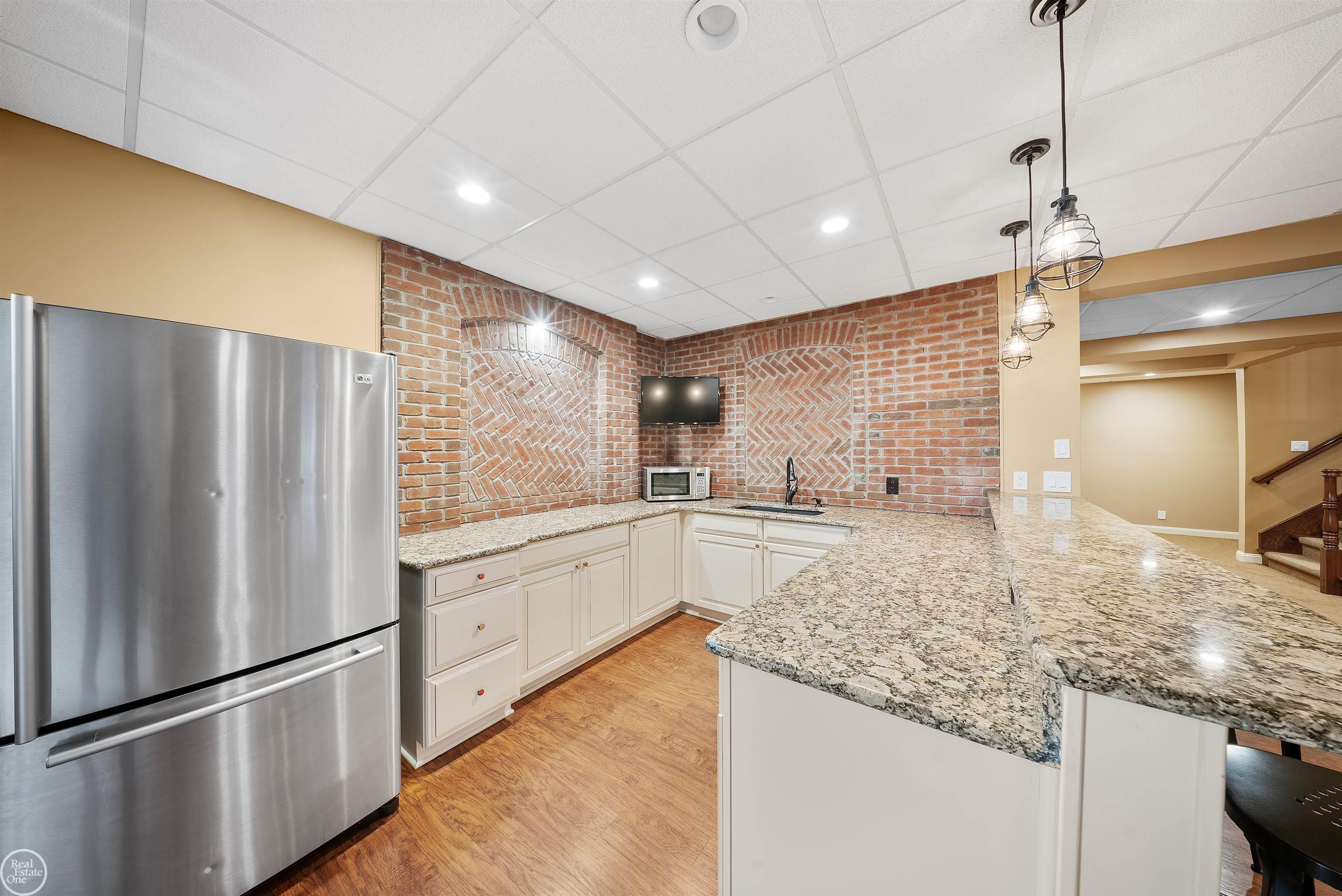 7642 Sawgrass Drive