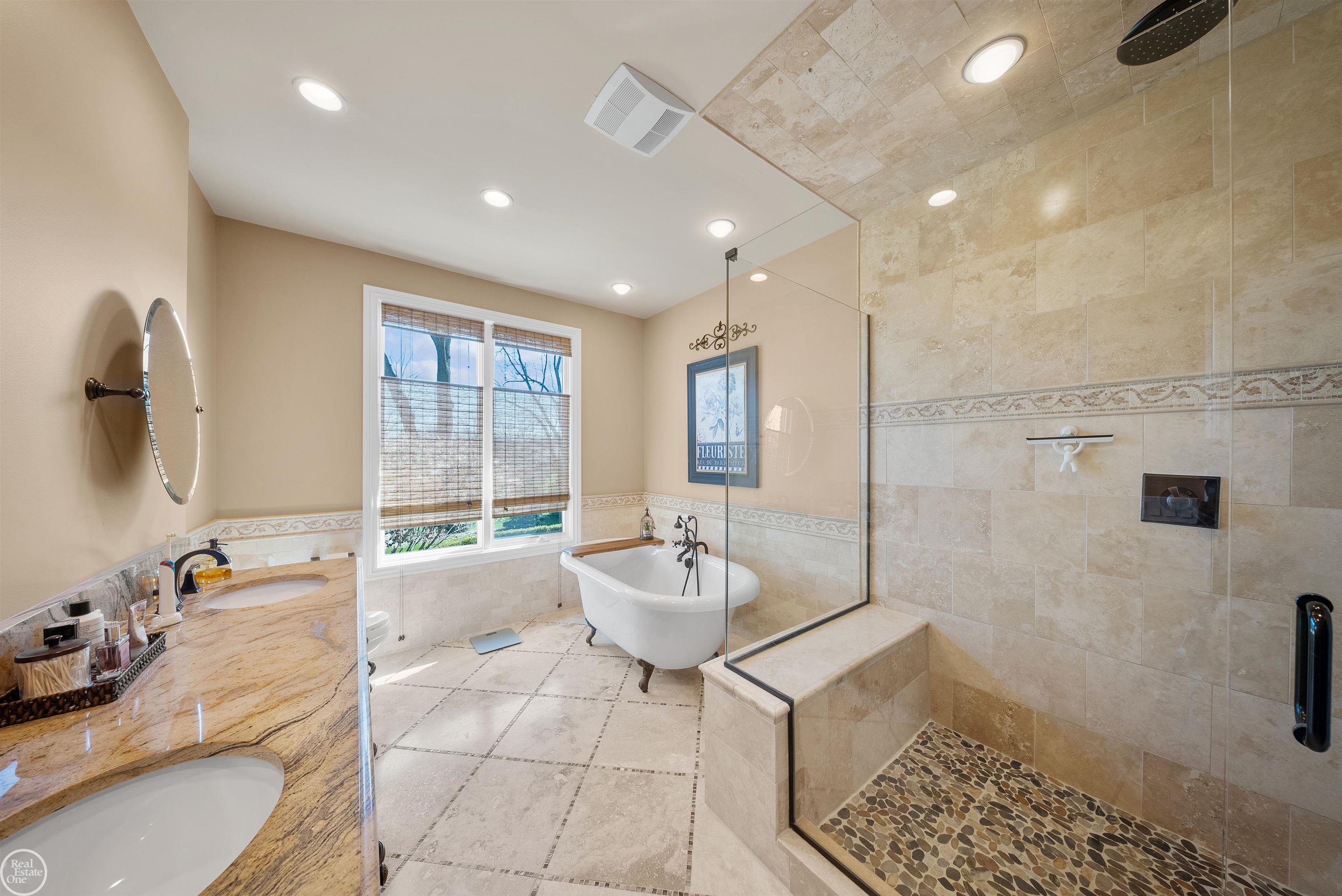 7642 Sawgrass Drive
