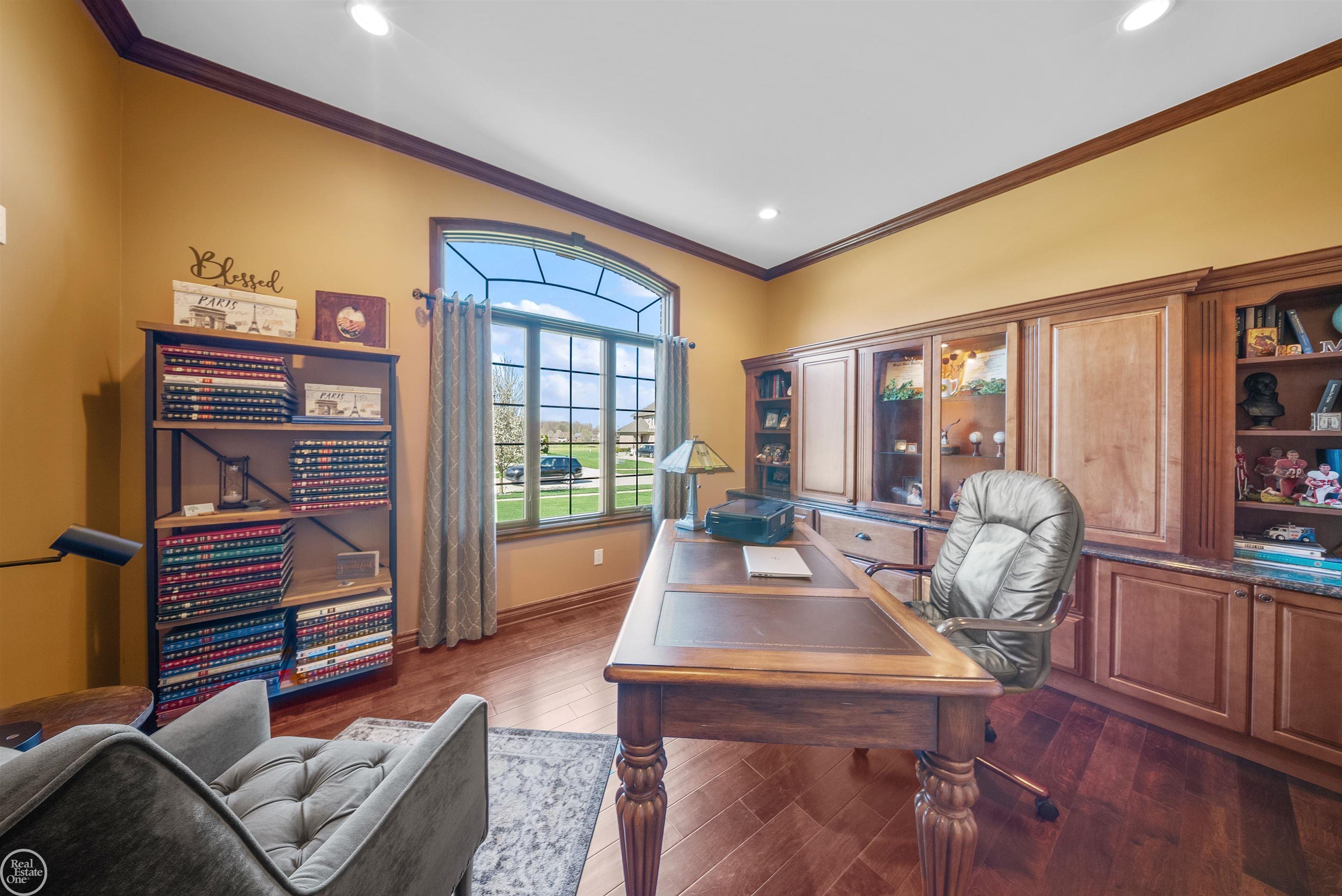7642 Sawgrass Drive