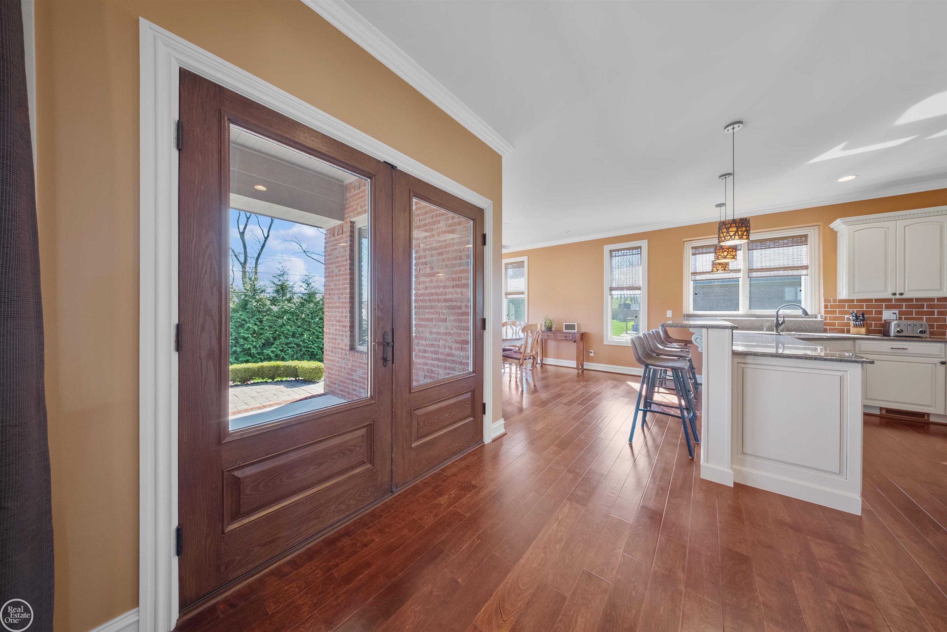 7642 Sawgrass Drive