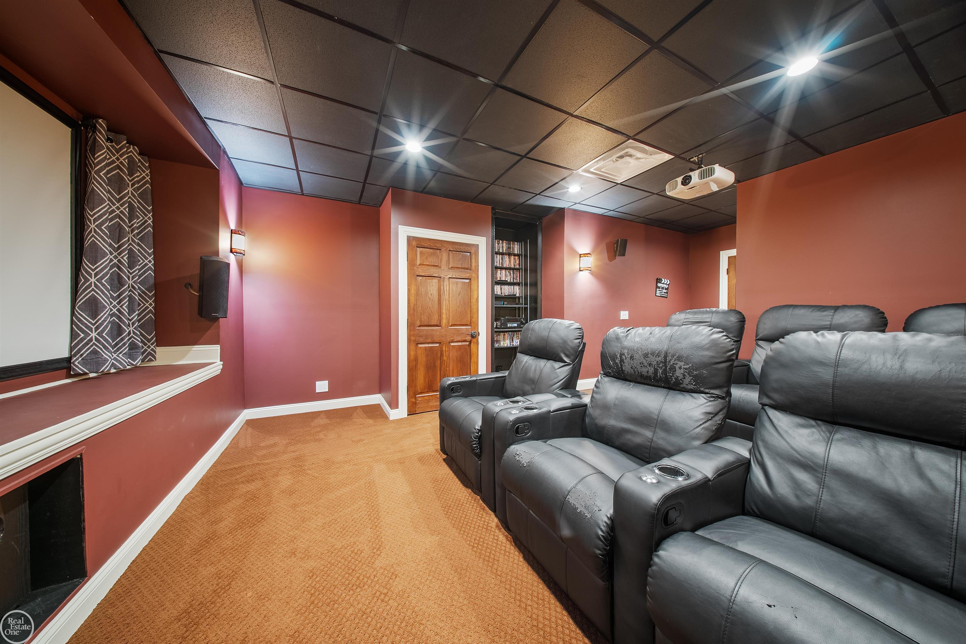 7642 Sawgrass Drive