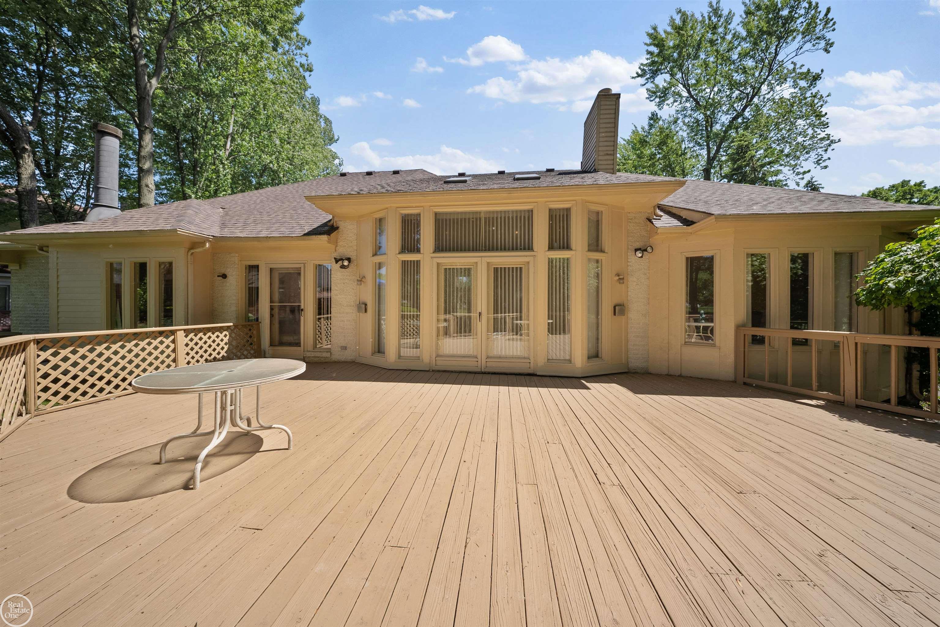 37531 Camellia Lane