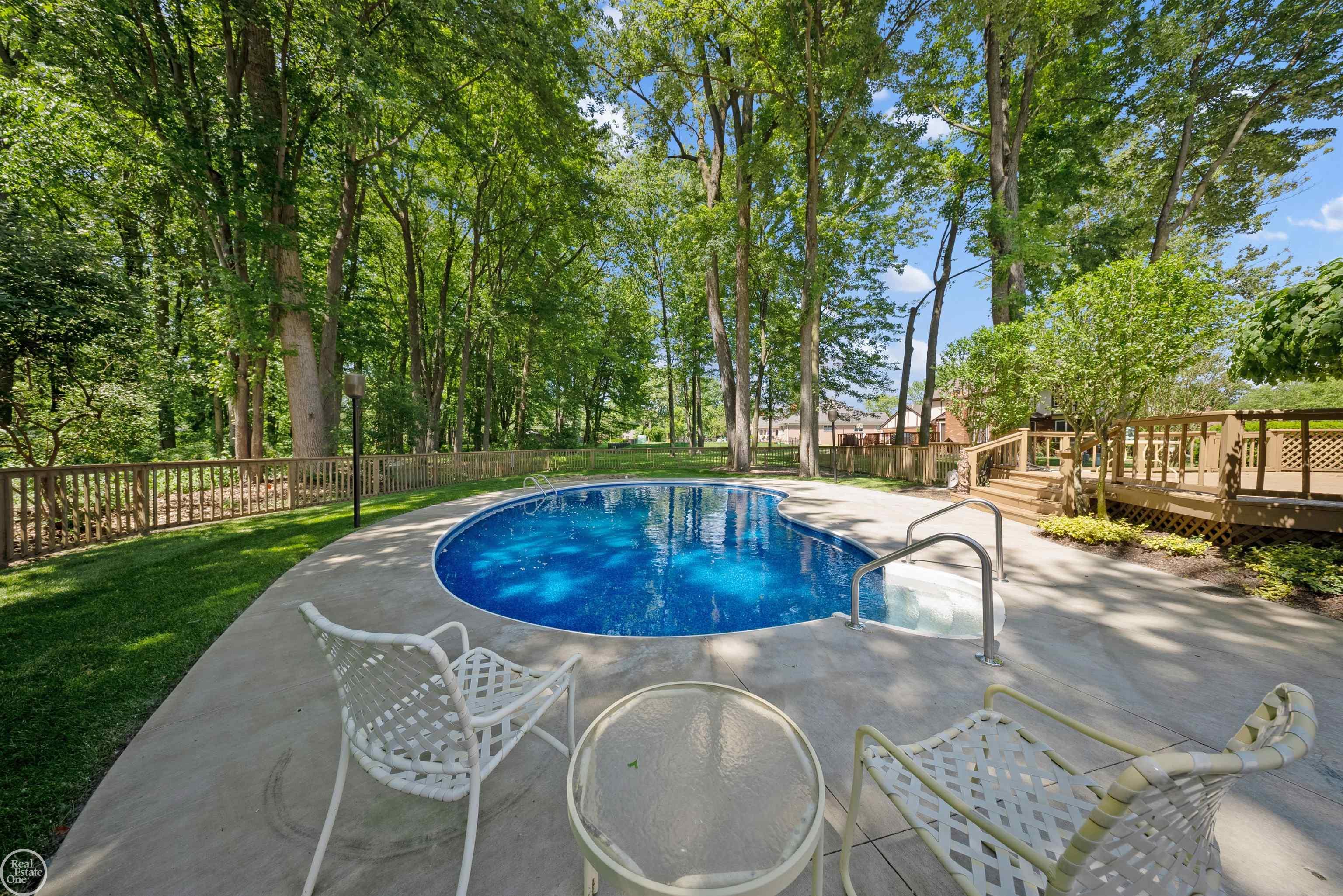 37531 Camellia Lane
