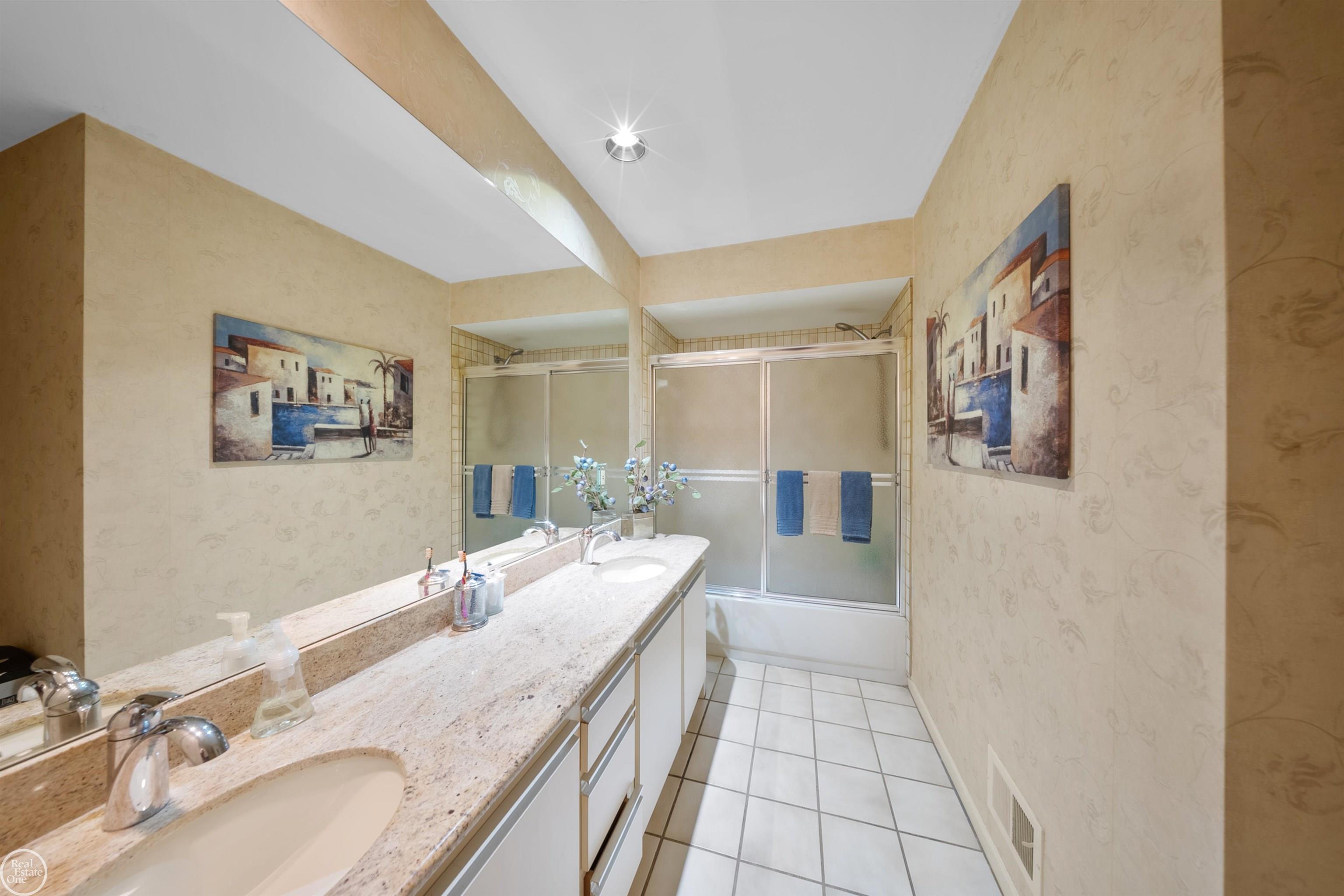 37531 Camellia Lane