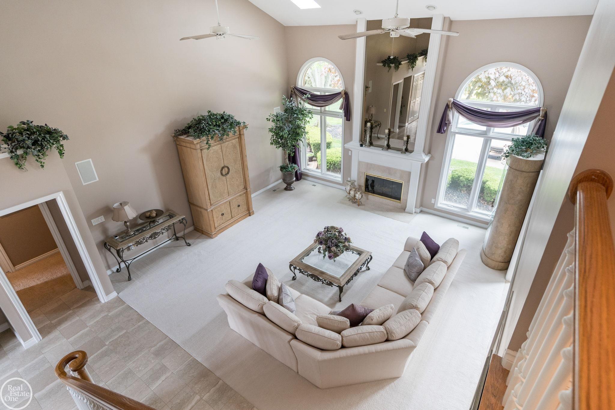 62811 Broadmoor Circle