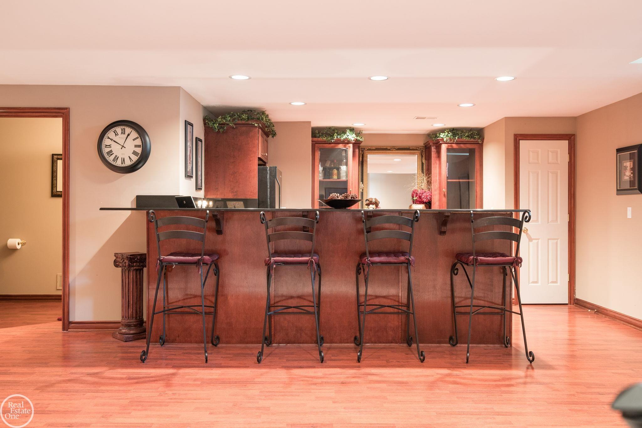62811 Broadmoor Circle