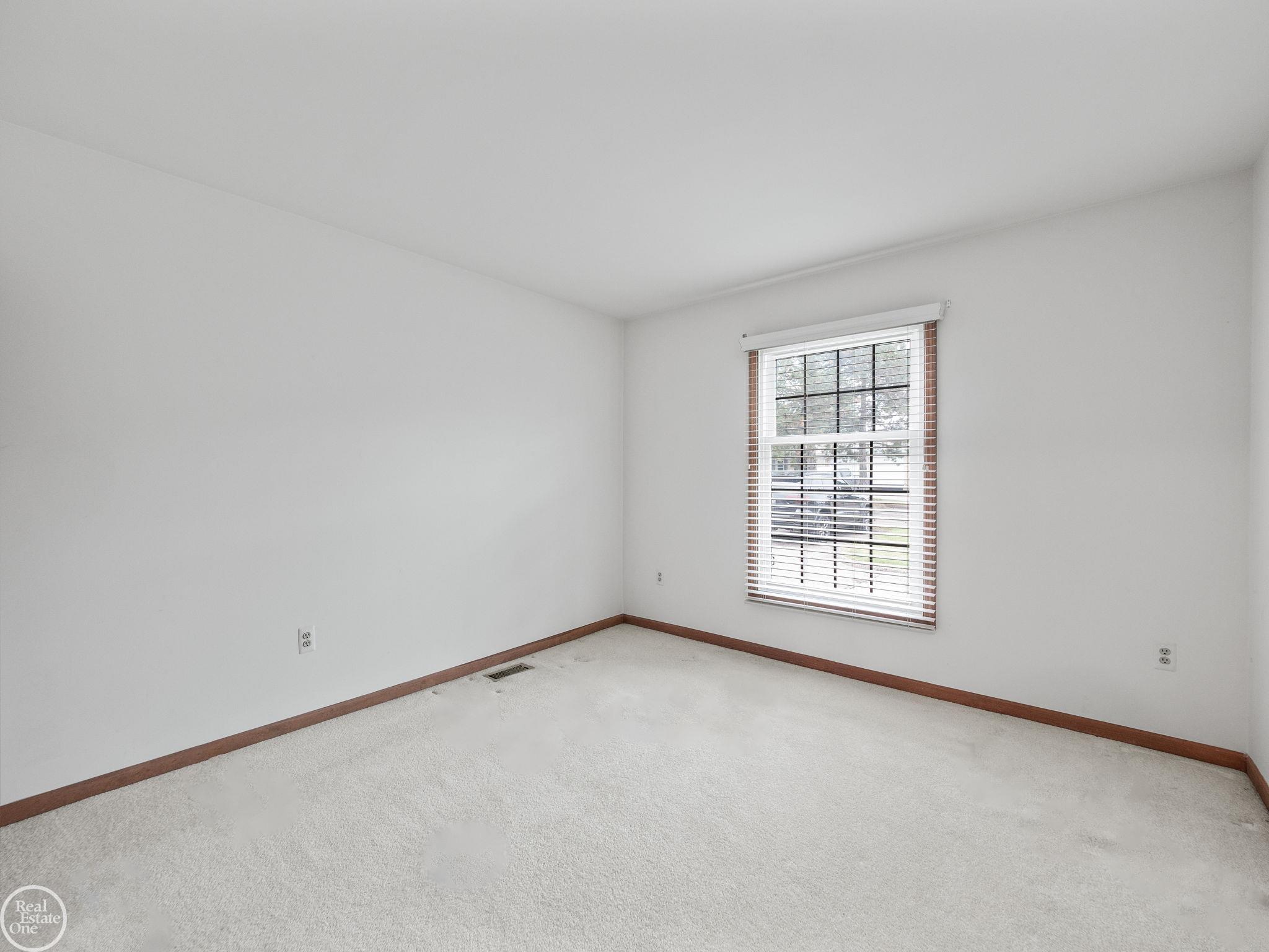 48890 Bay Shore Court Unit 20 Unit: Unit #20