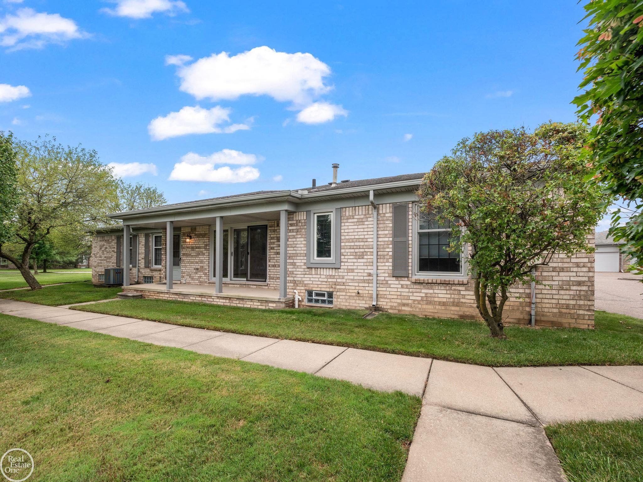 48890 Bay Shore Court Unit 20 Unit: Unit #20