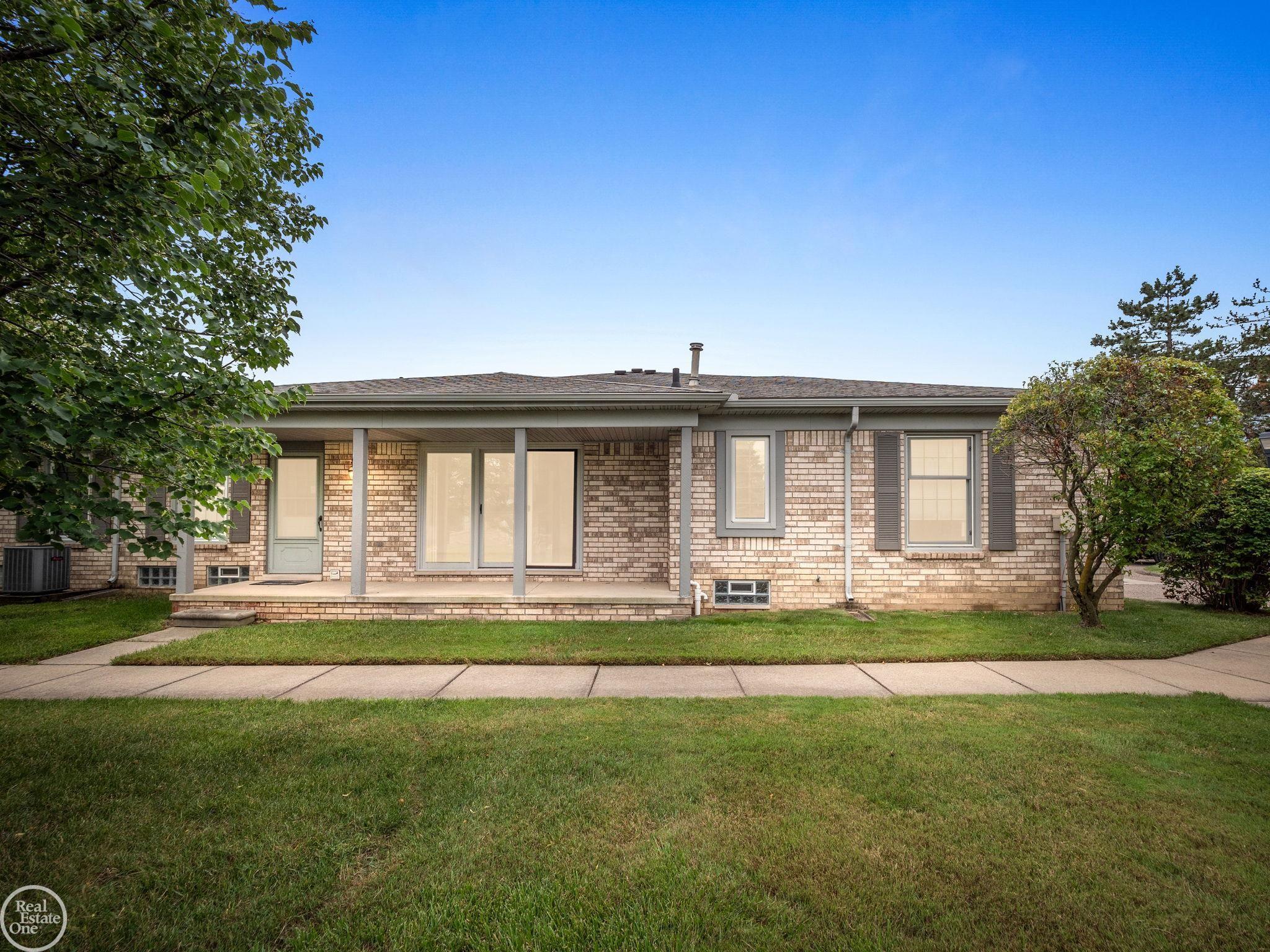 48890 Bay Shore Court Unit 20 Unit: Unit #20