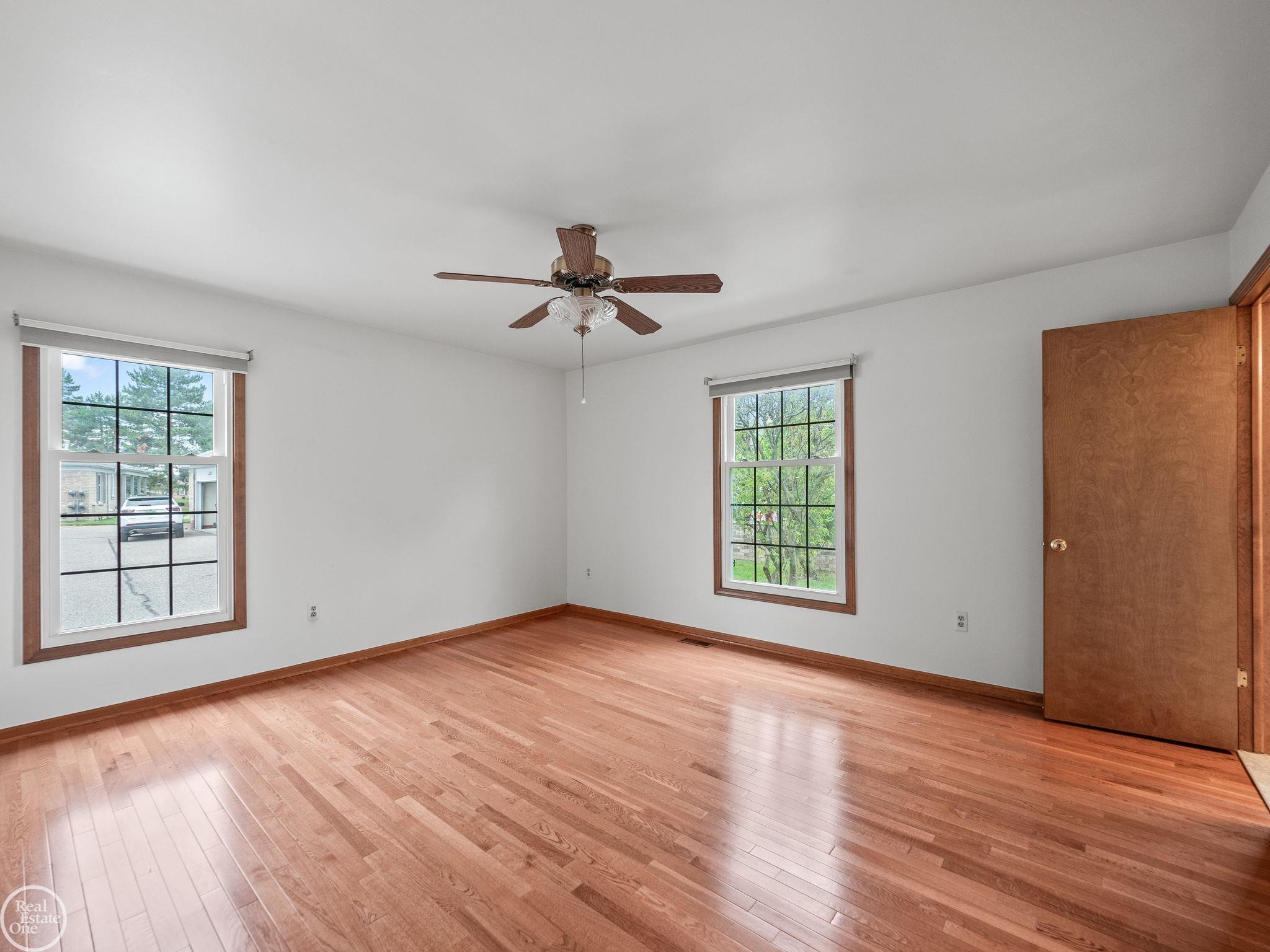 48890 Bay Shore Court Unit 20 Unit: Unit #20