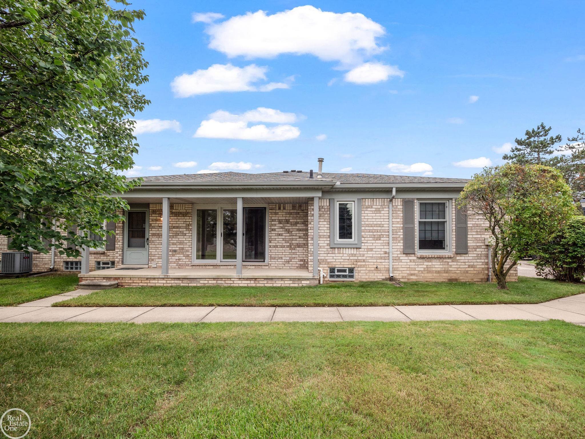48890 Bay Shore Court Unit 20 Unit: Unit #20