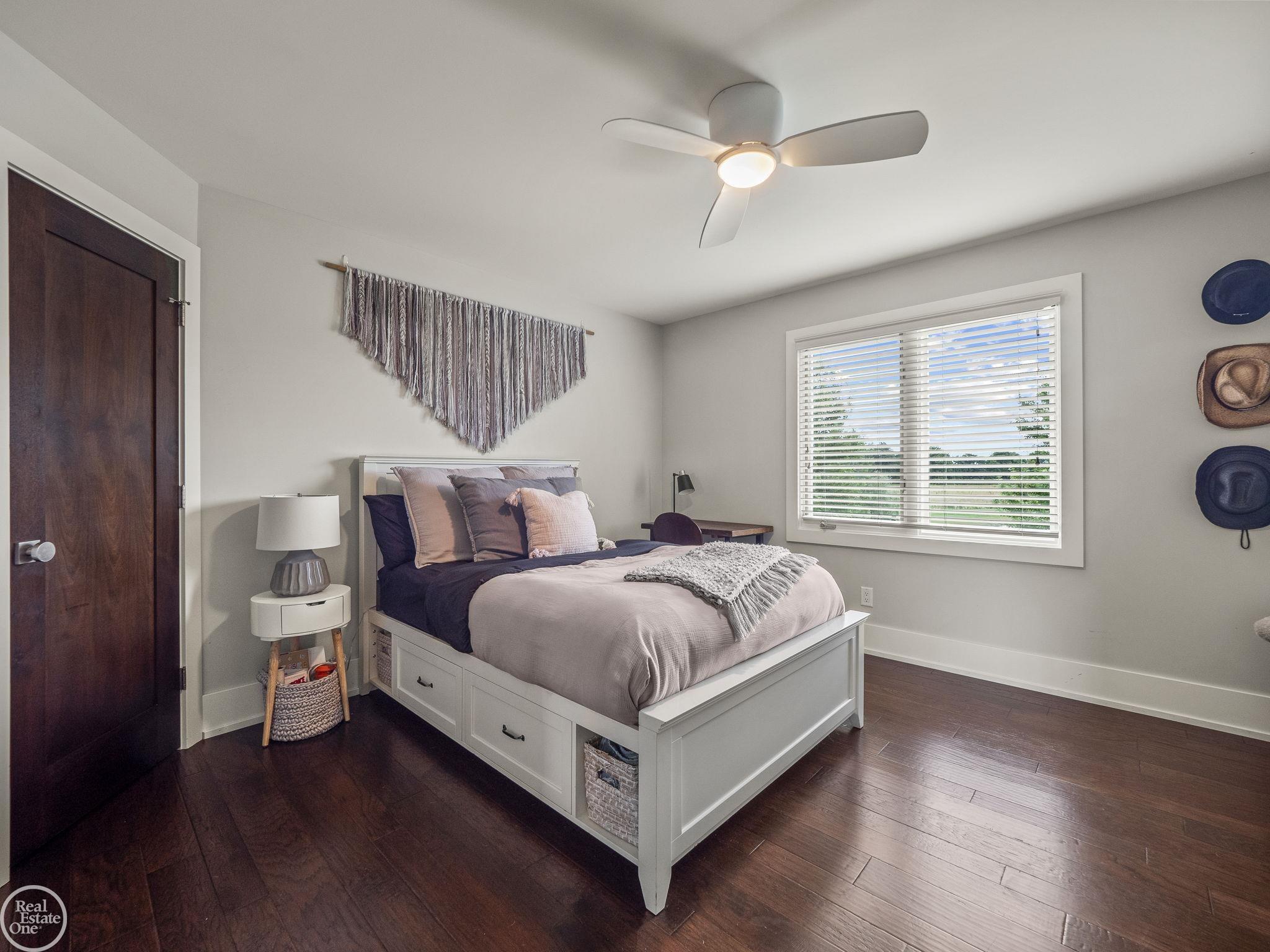 62800 Crimson Drive