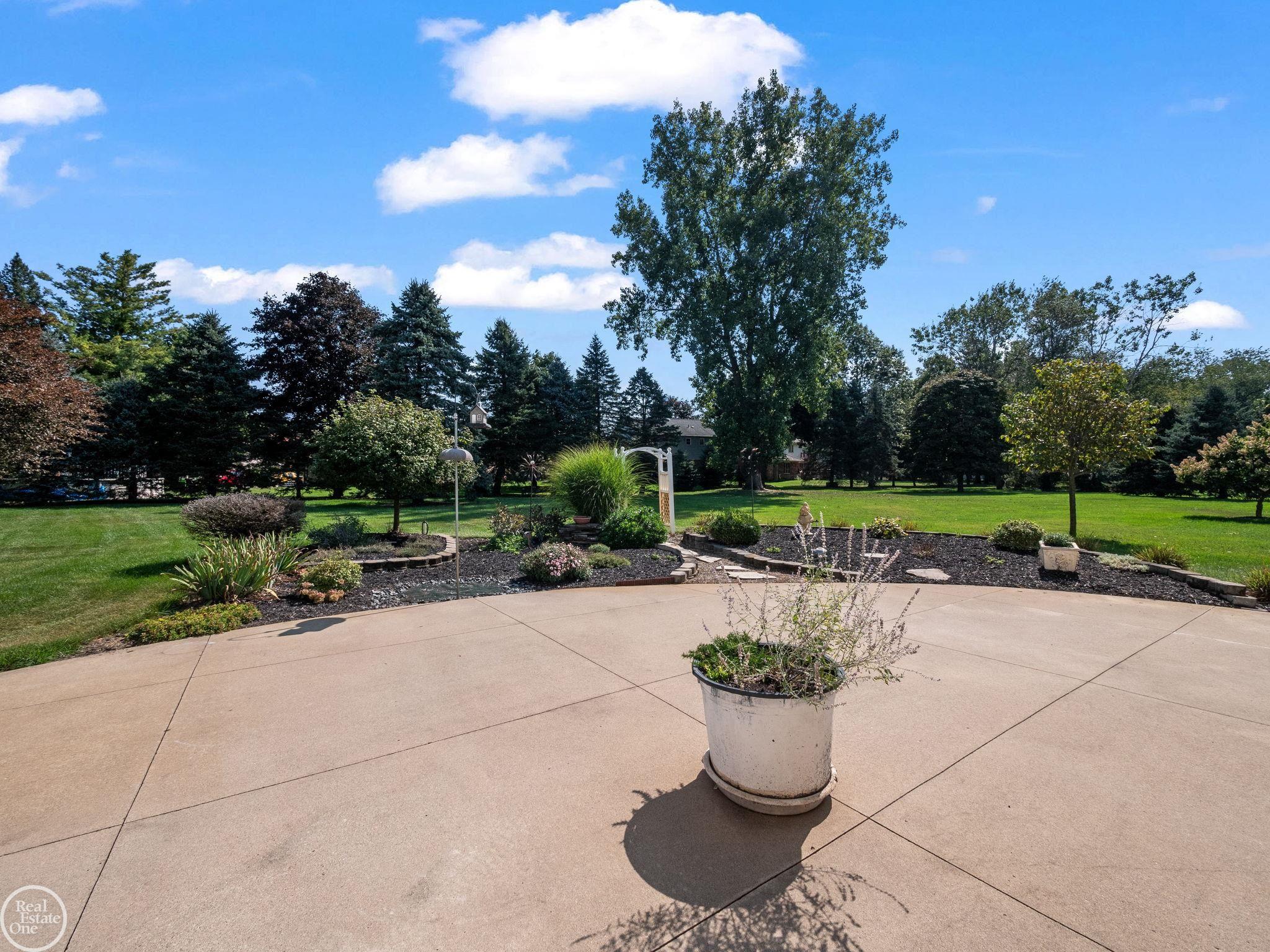 61555 Country Lane