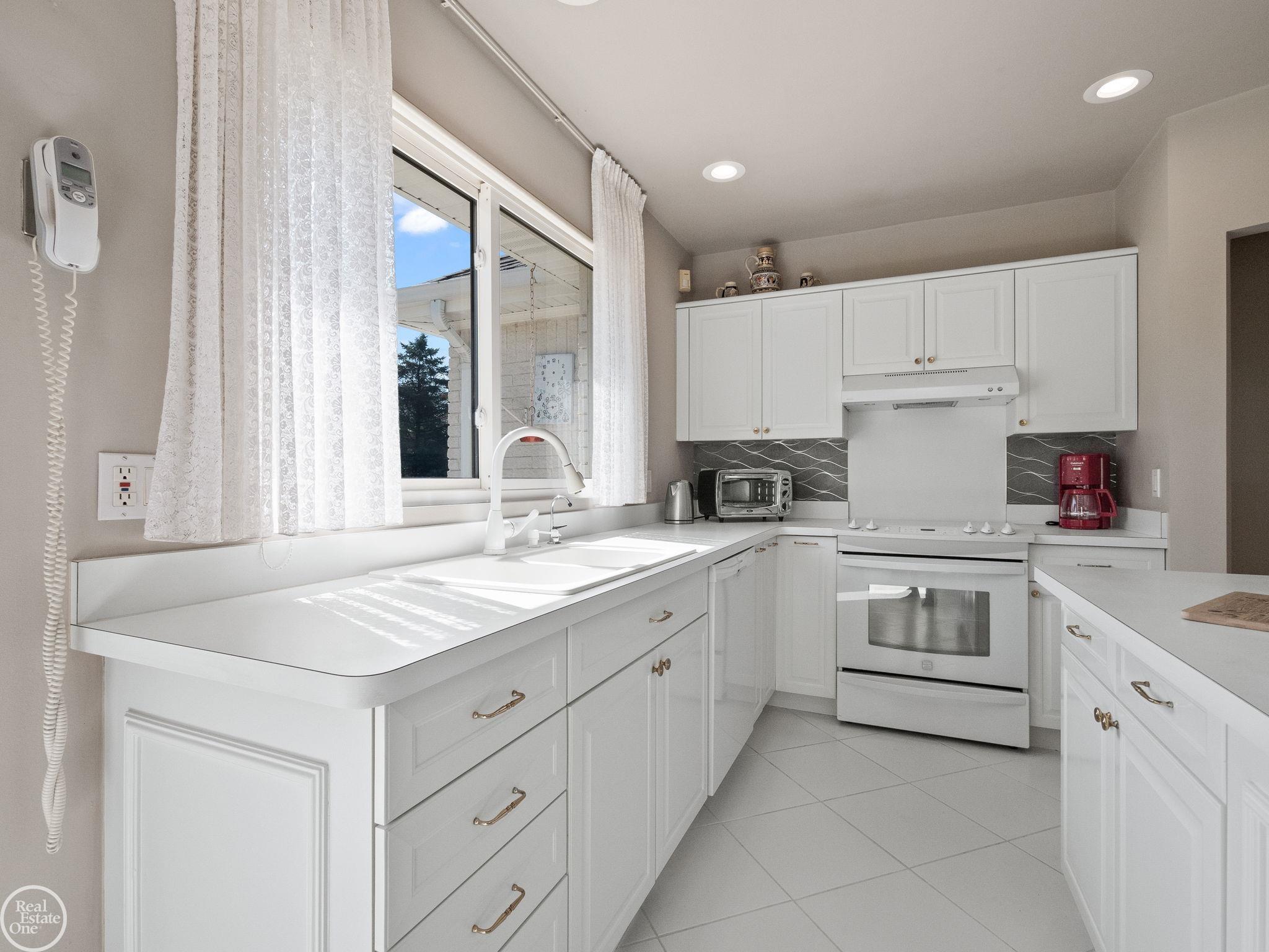 61555 Country Lane
